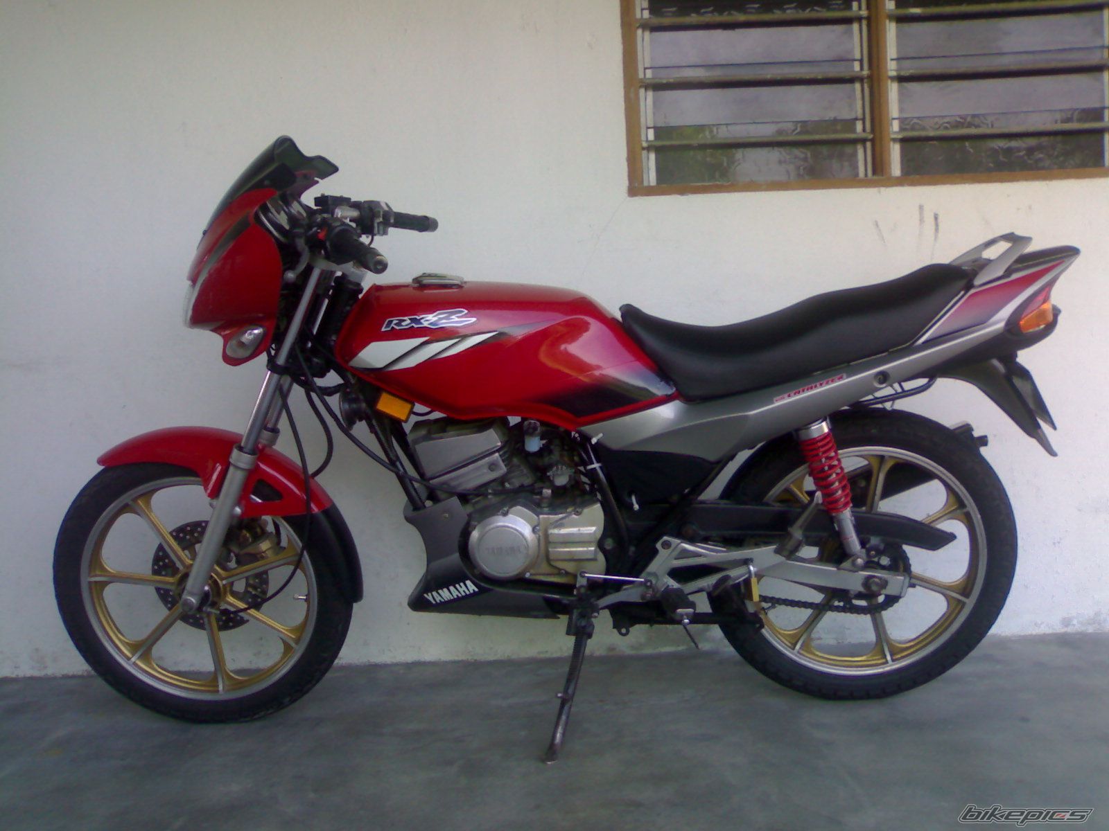 Photo 966799