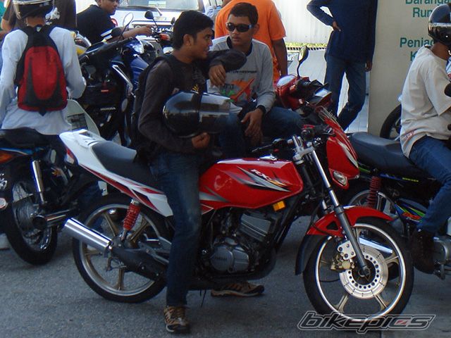 Photo 966833