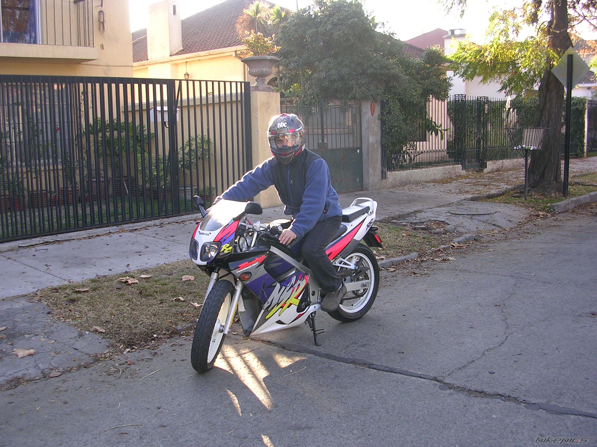 Photo 967116