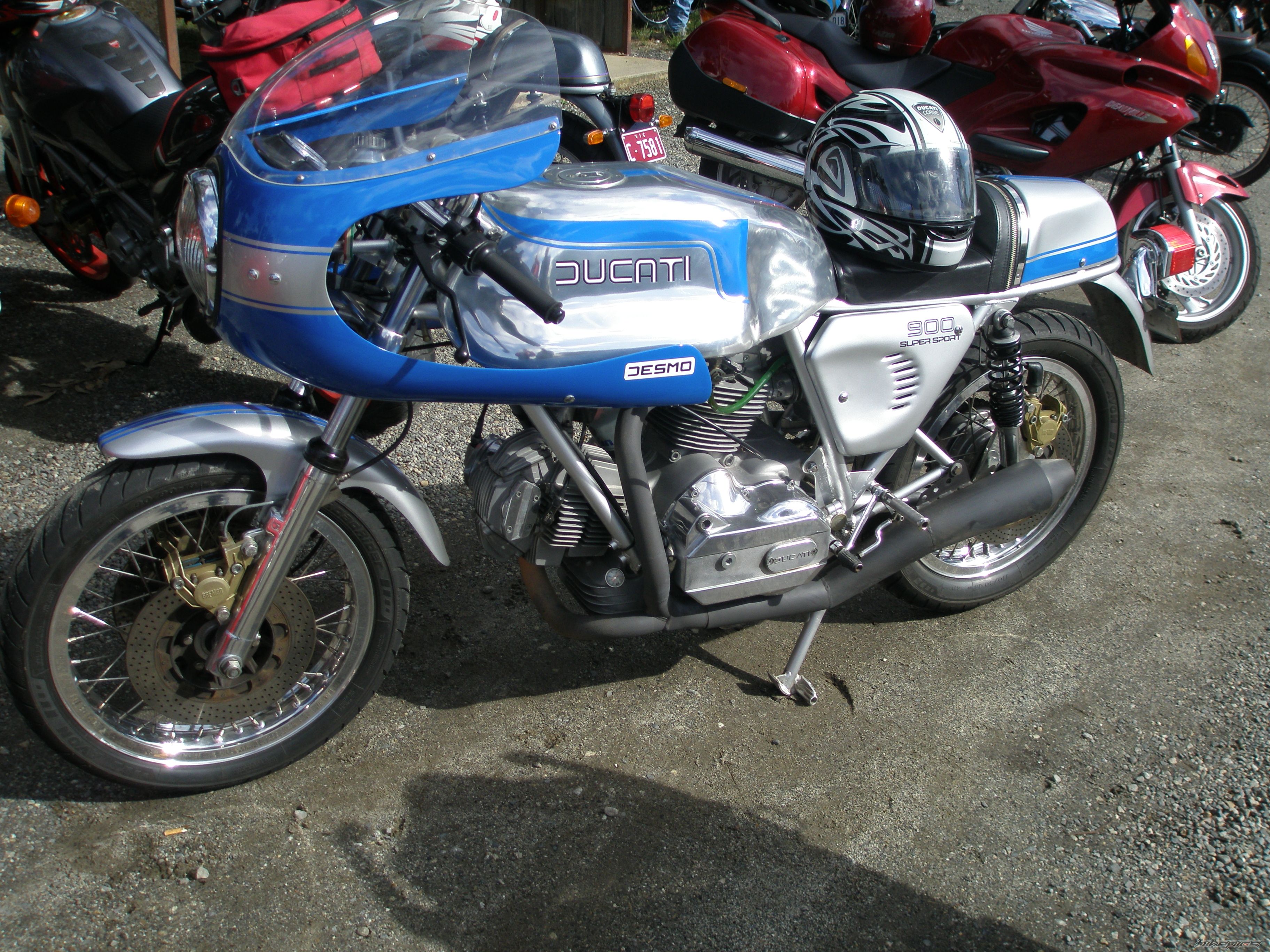Bike Photo 967347