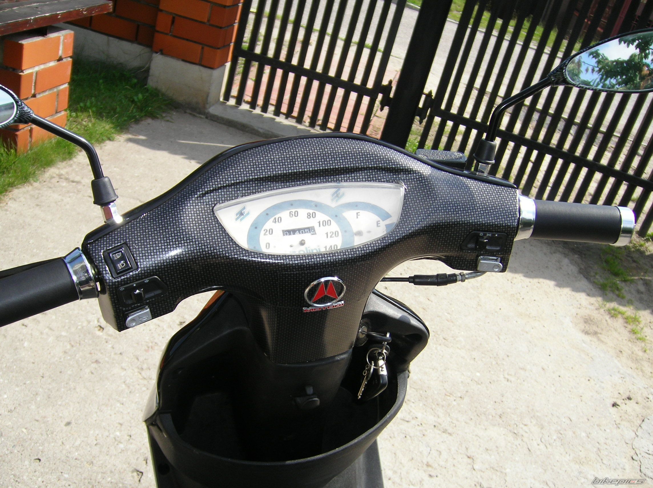 Photo 967651