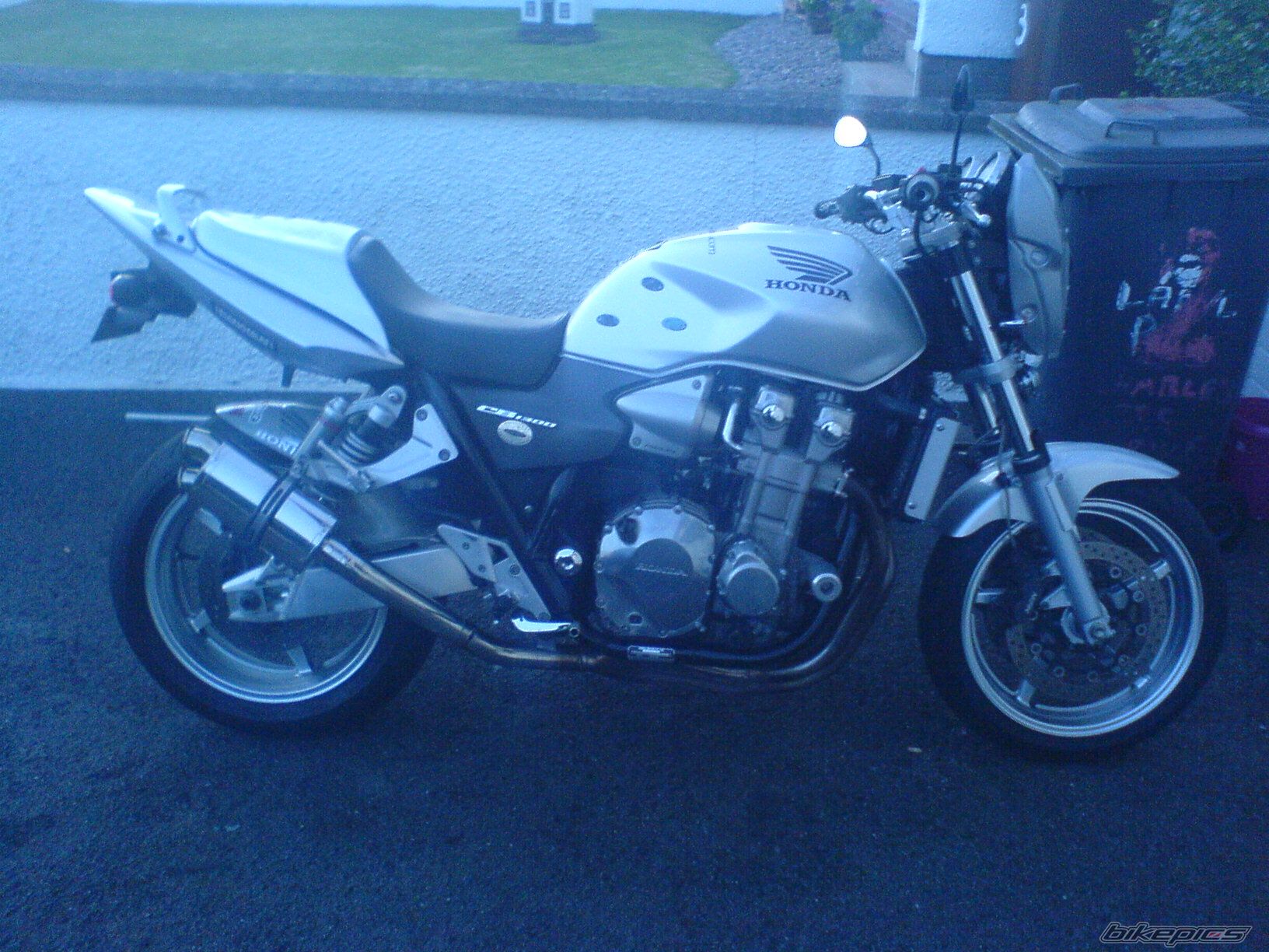 Photo 967676