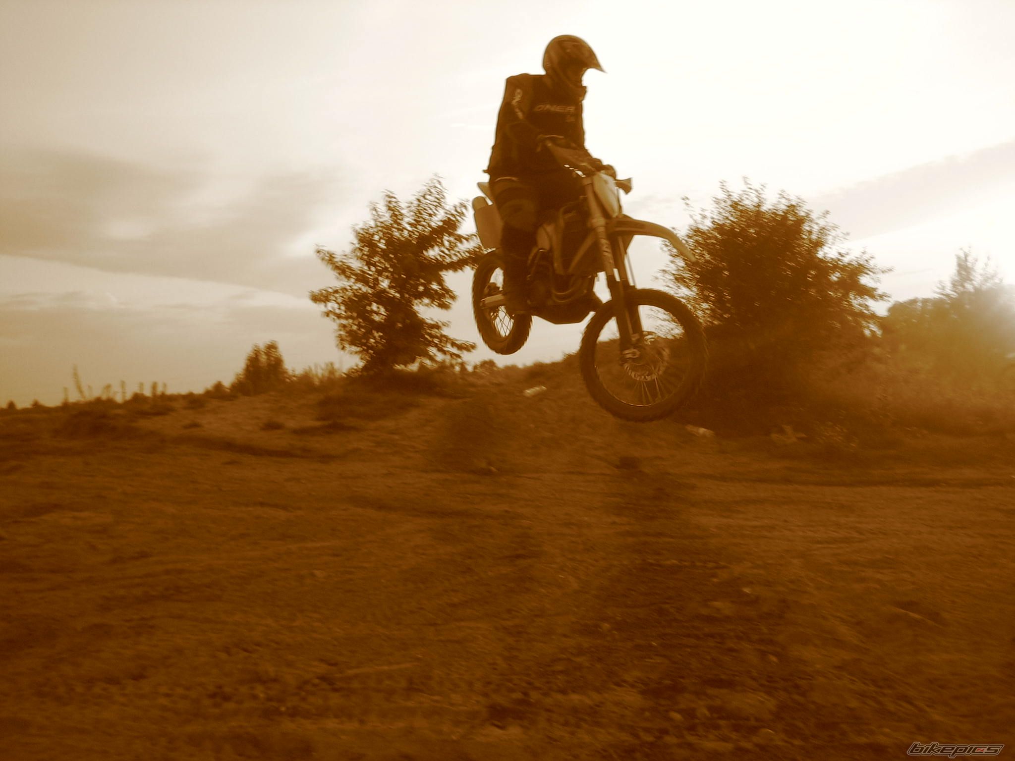 Bike Photo 968094