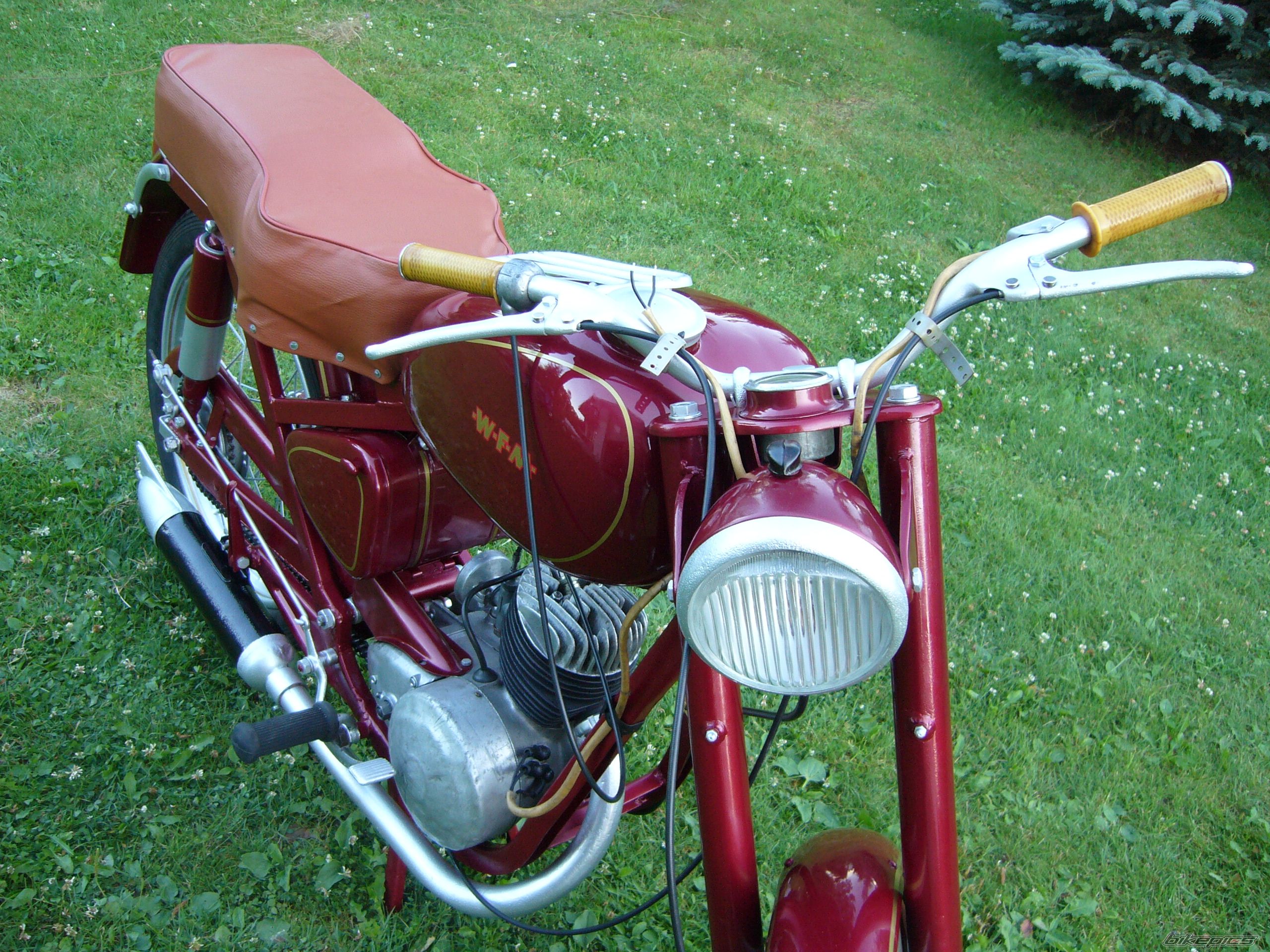 Bike Photo 968105