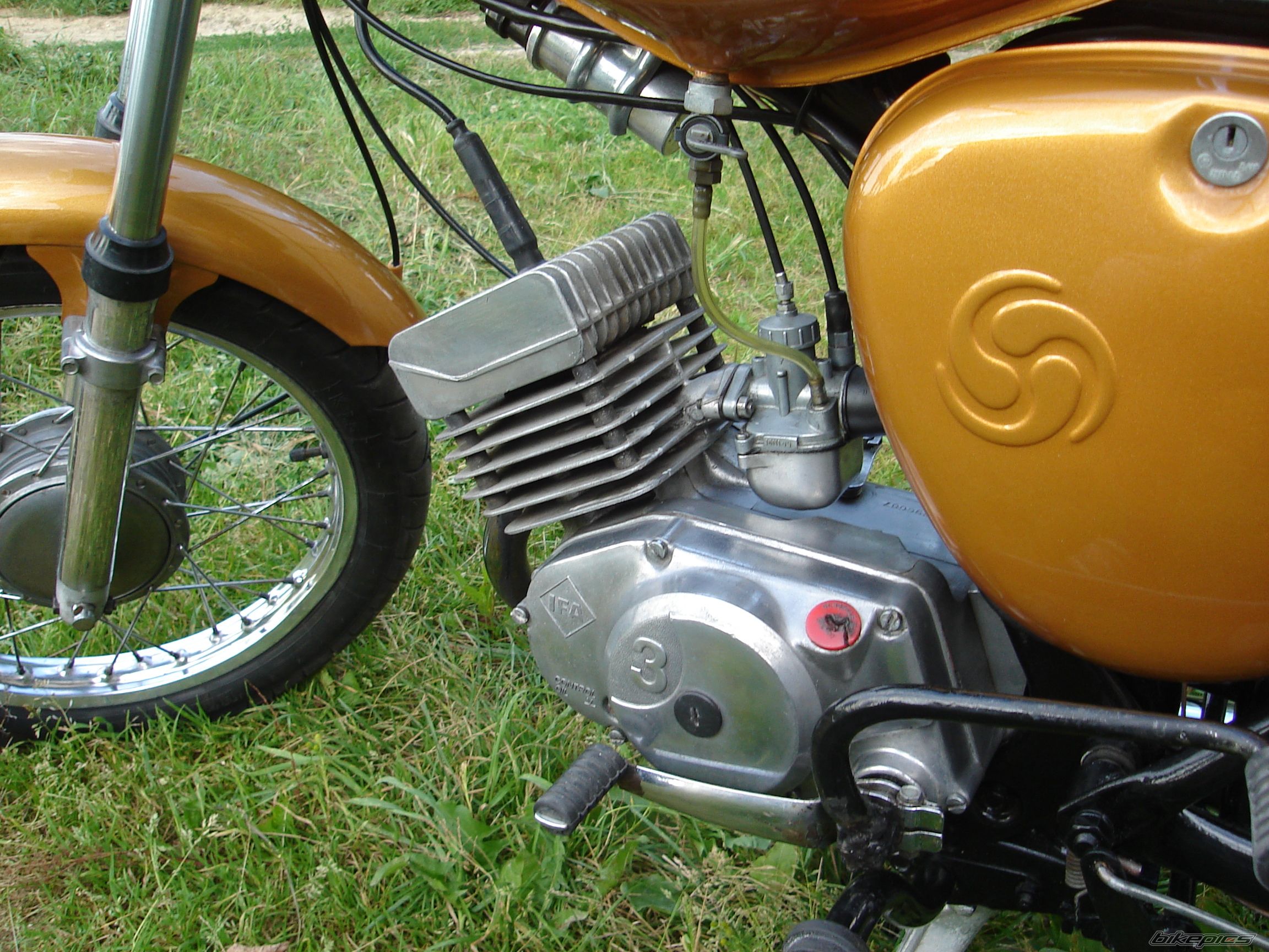 Bike Photo 968155