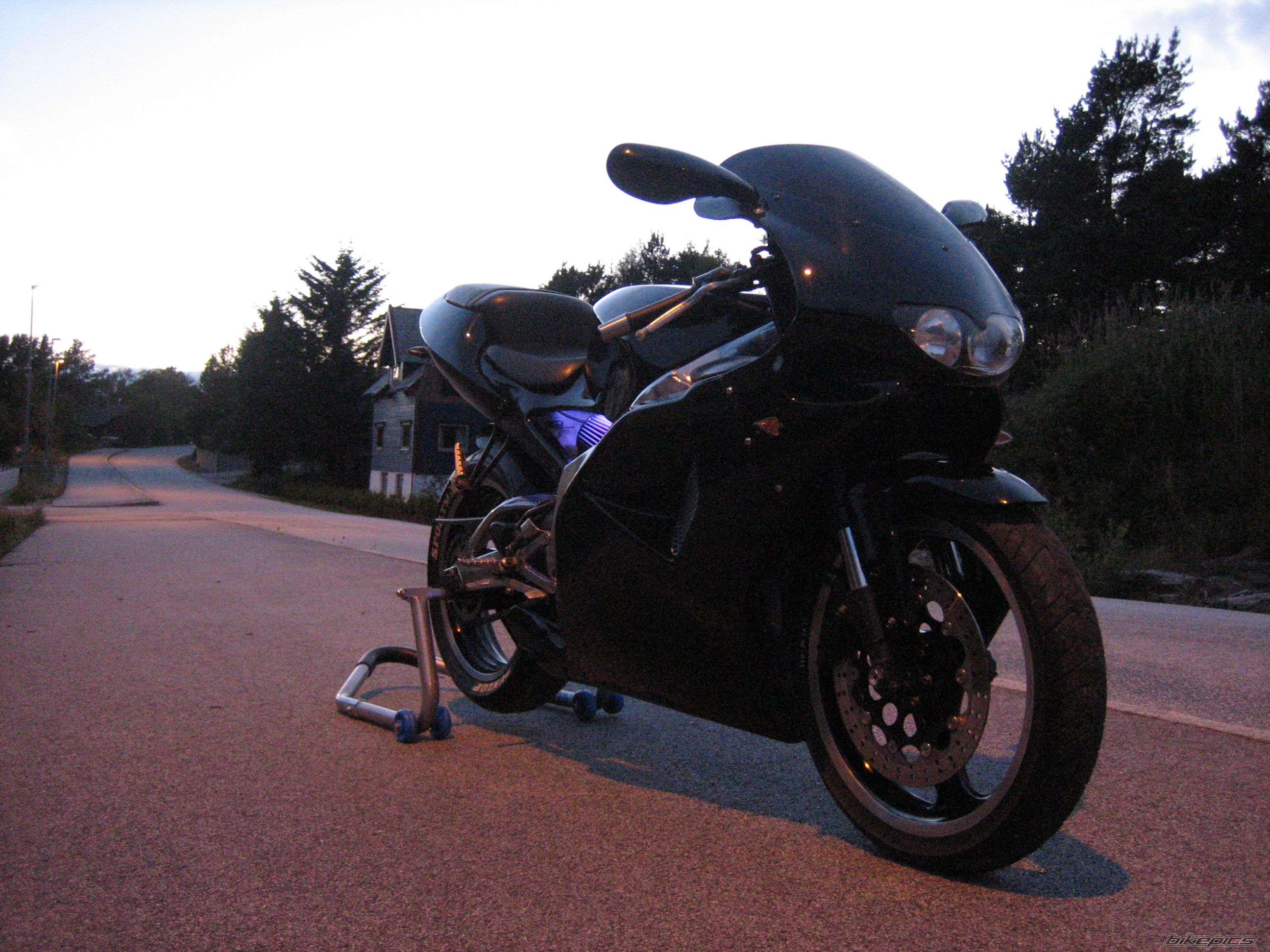 Bike Photo 968185