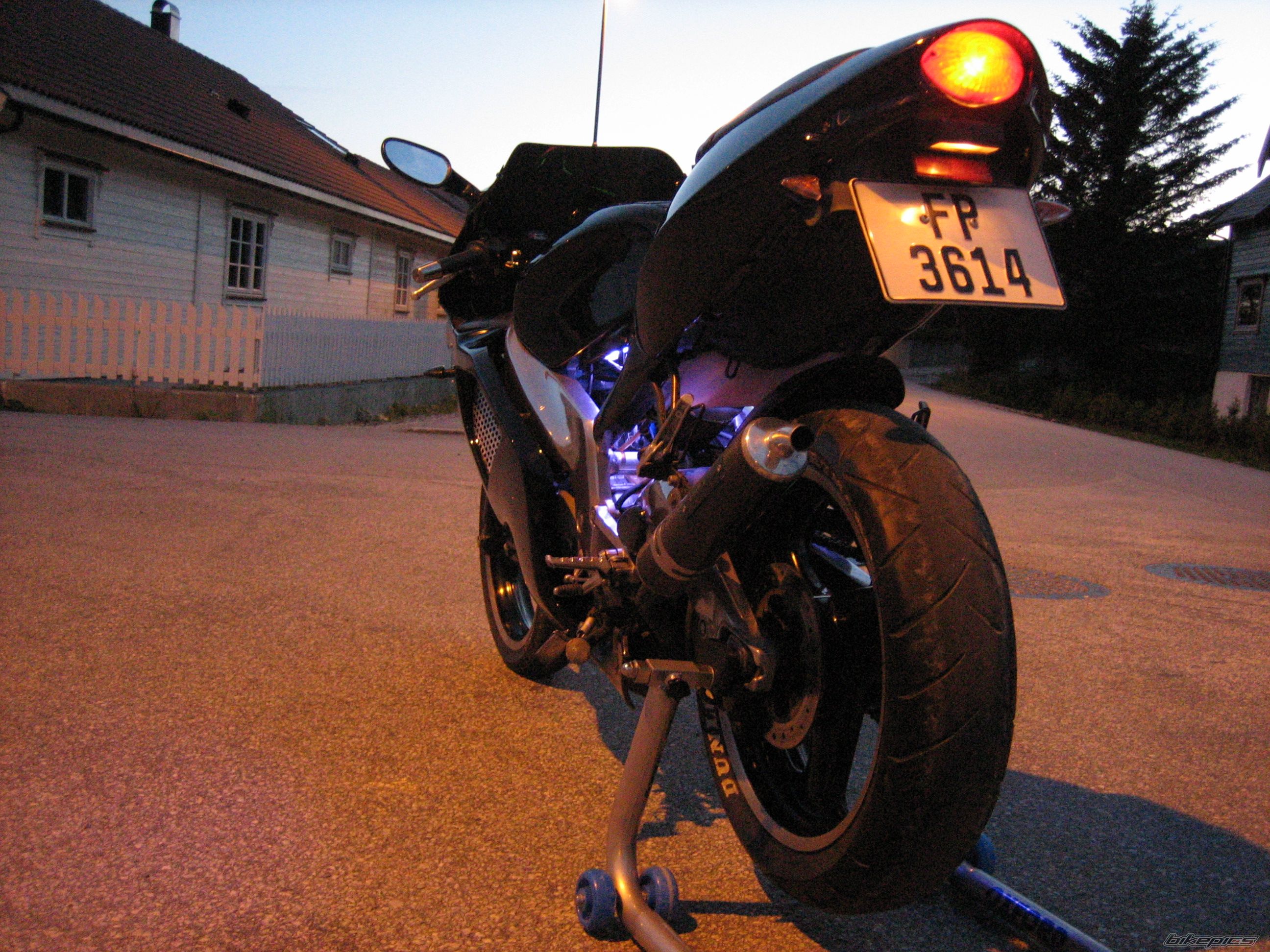 Bike Photo 968201