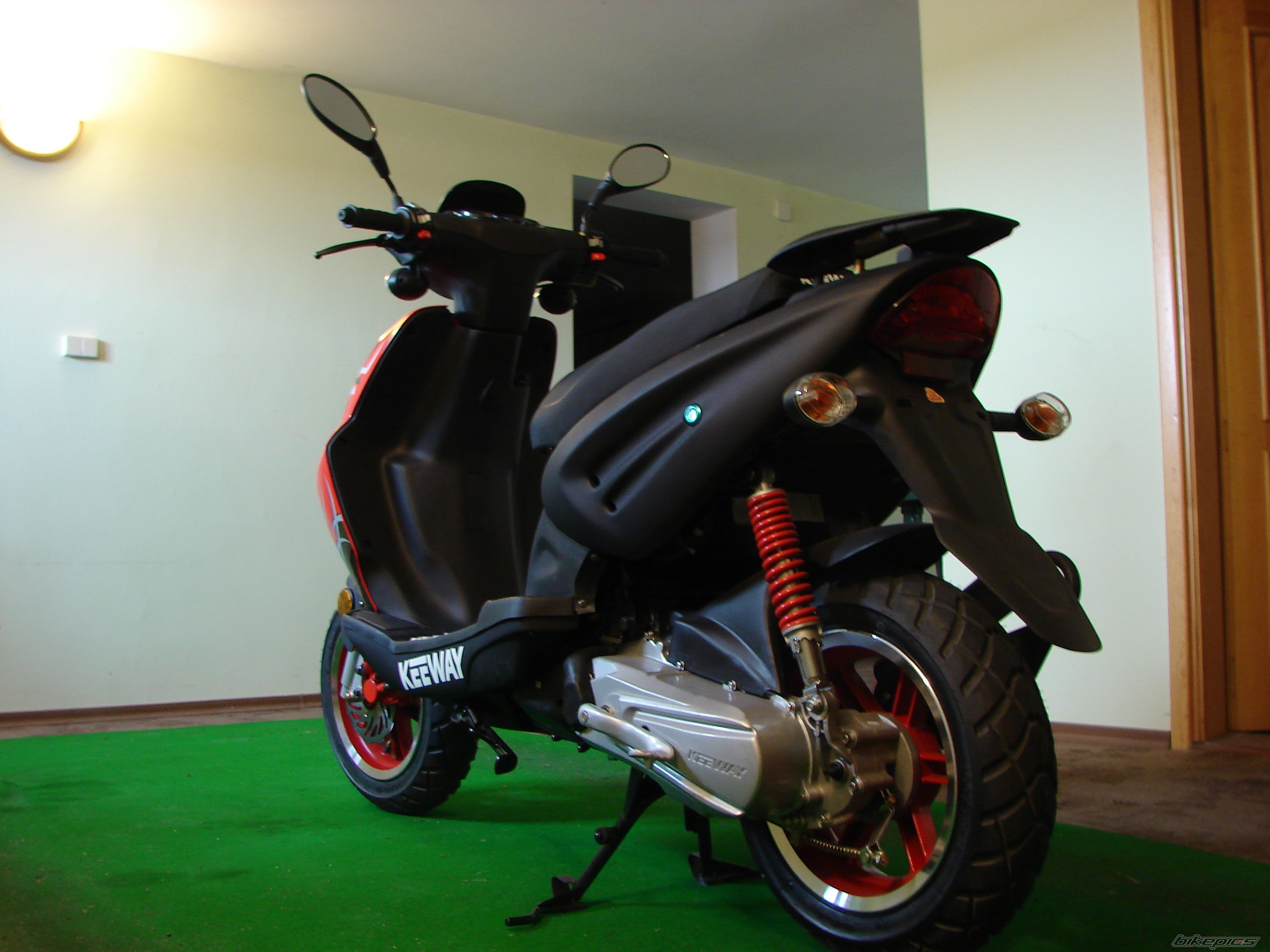 Bike Photo 968659