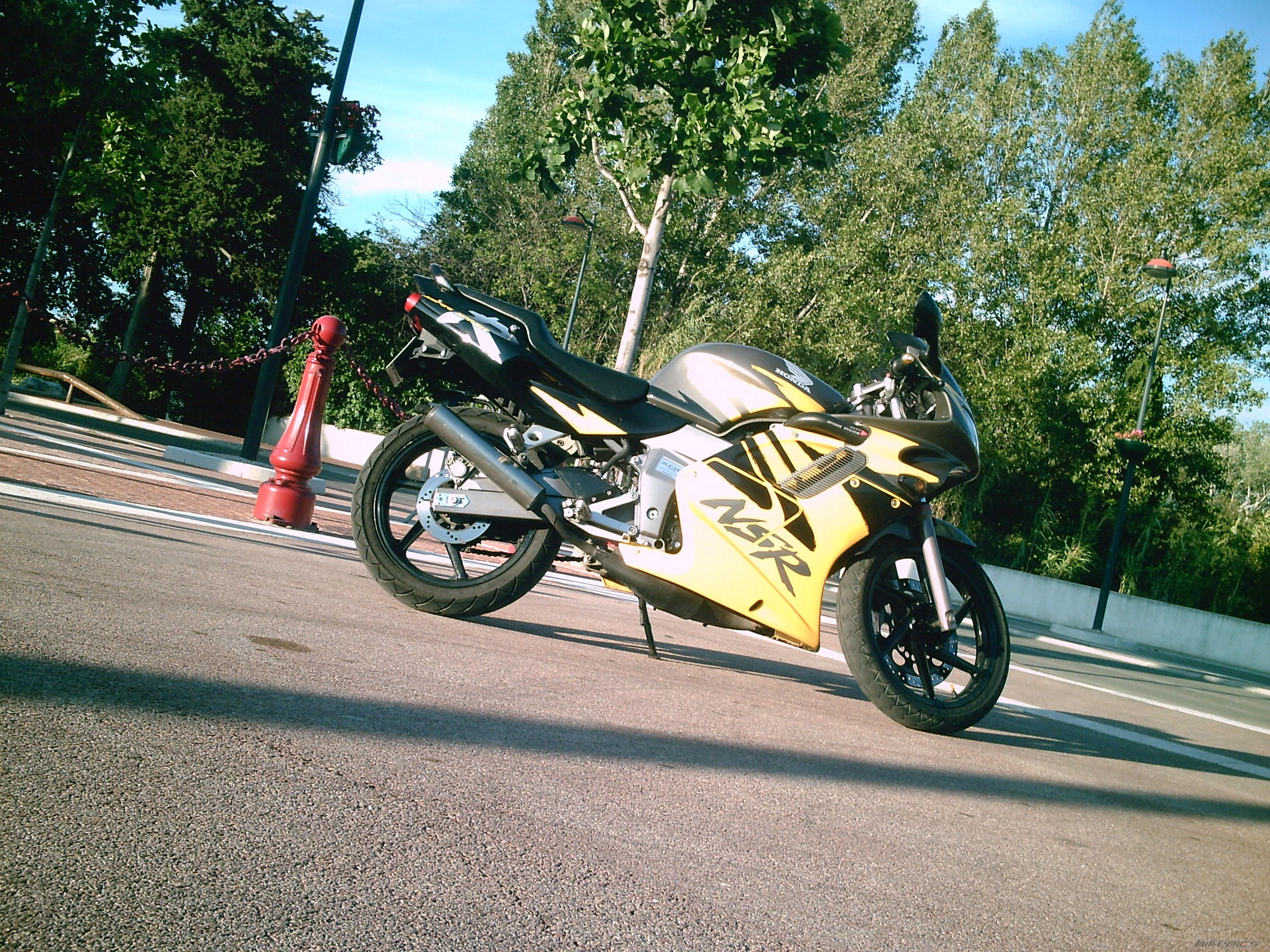 Photo 968858