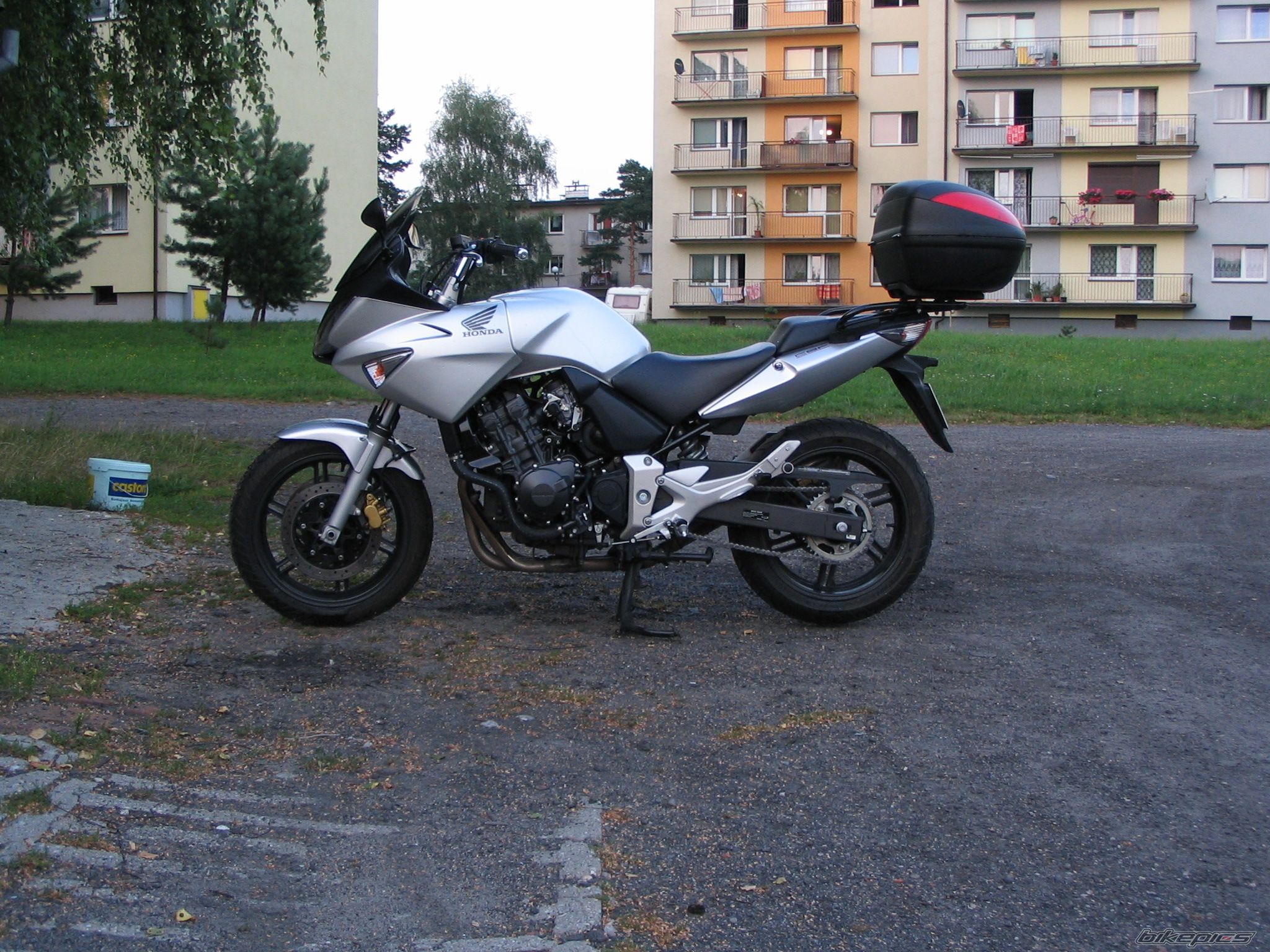 Photo 969839