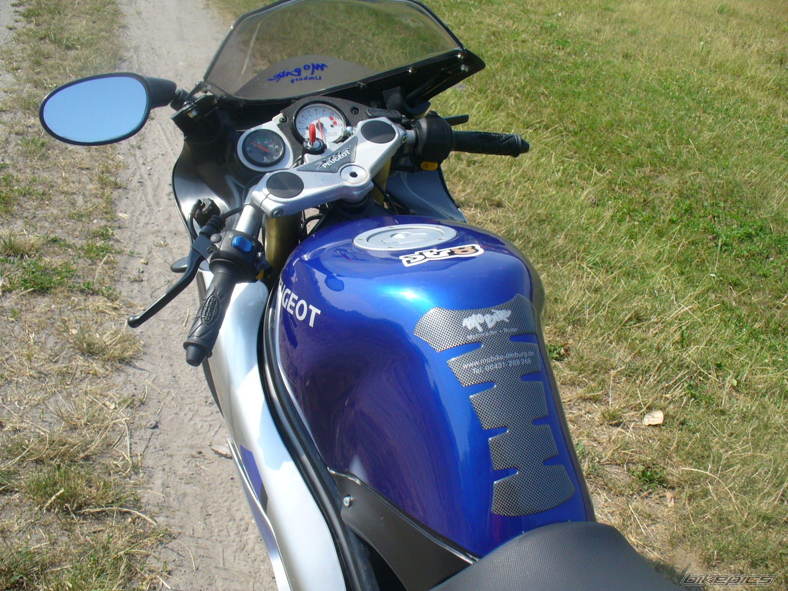Bike Photo 970215