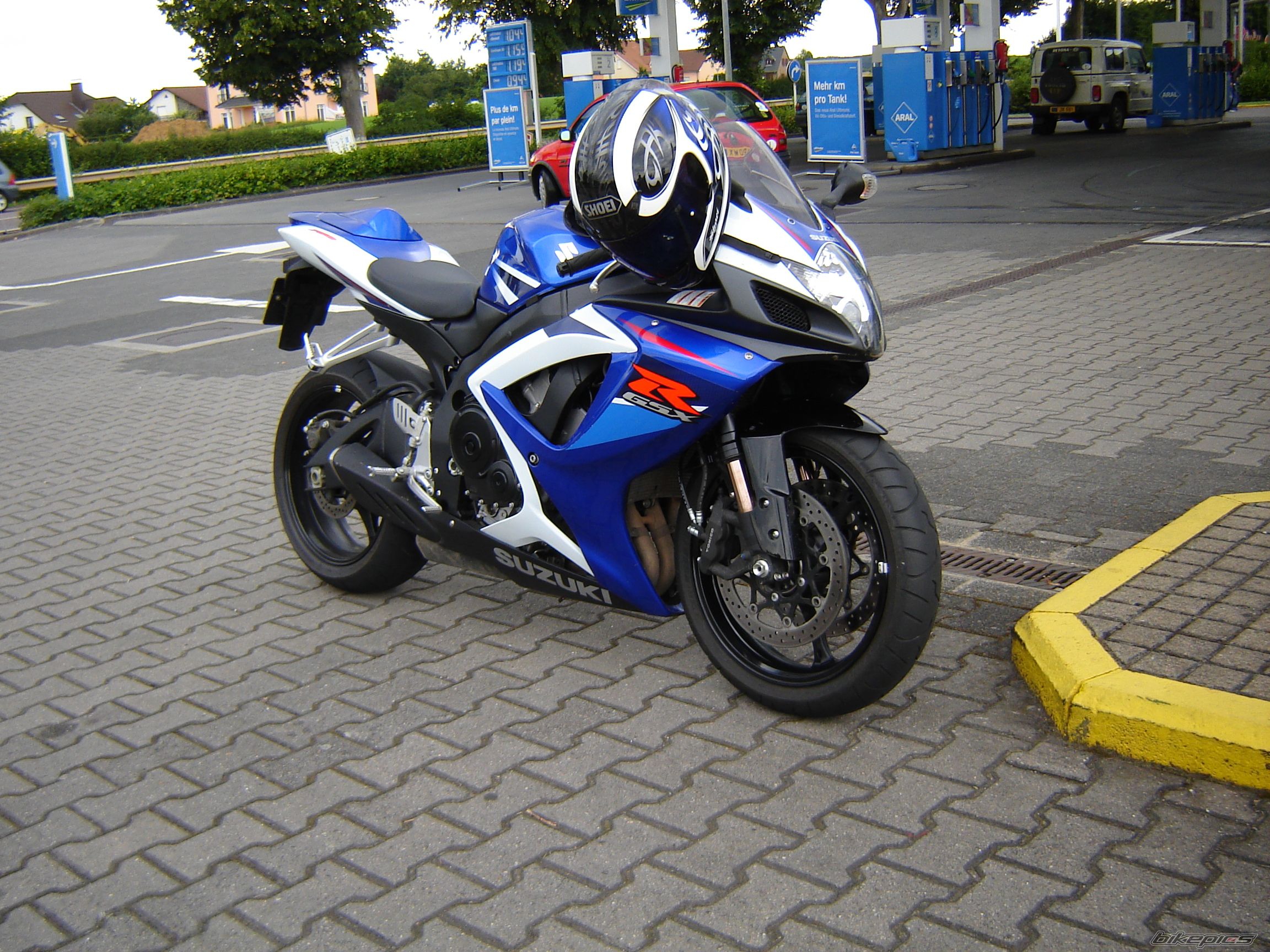Bike Photo 970310