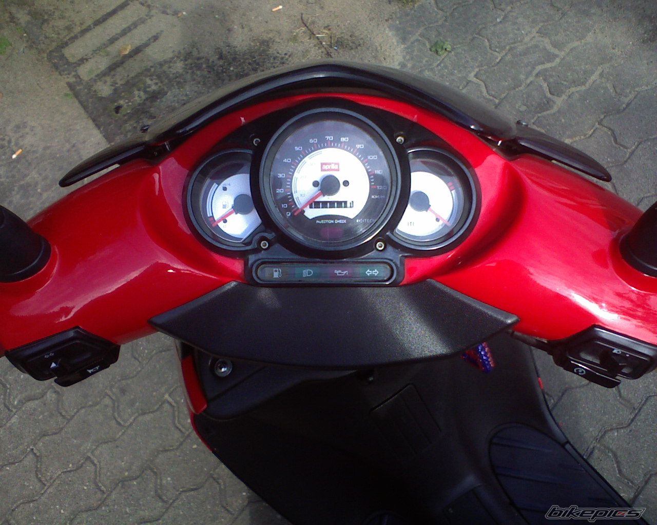 Photo 971014