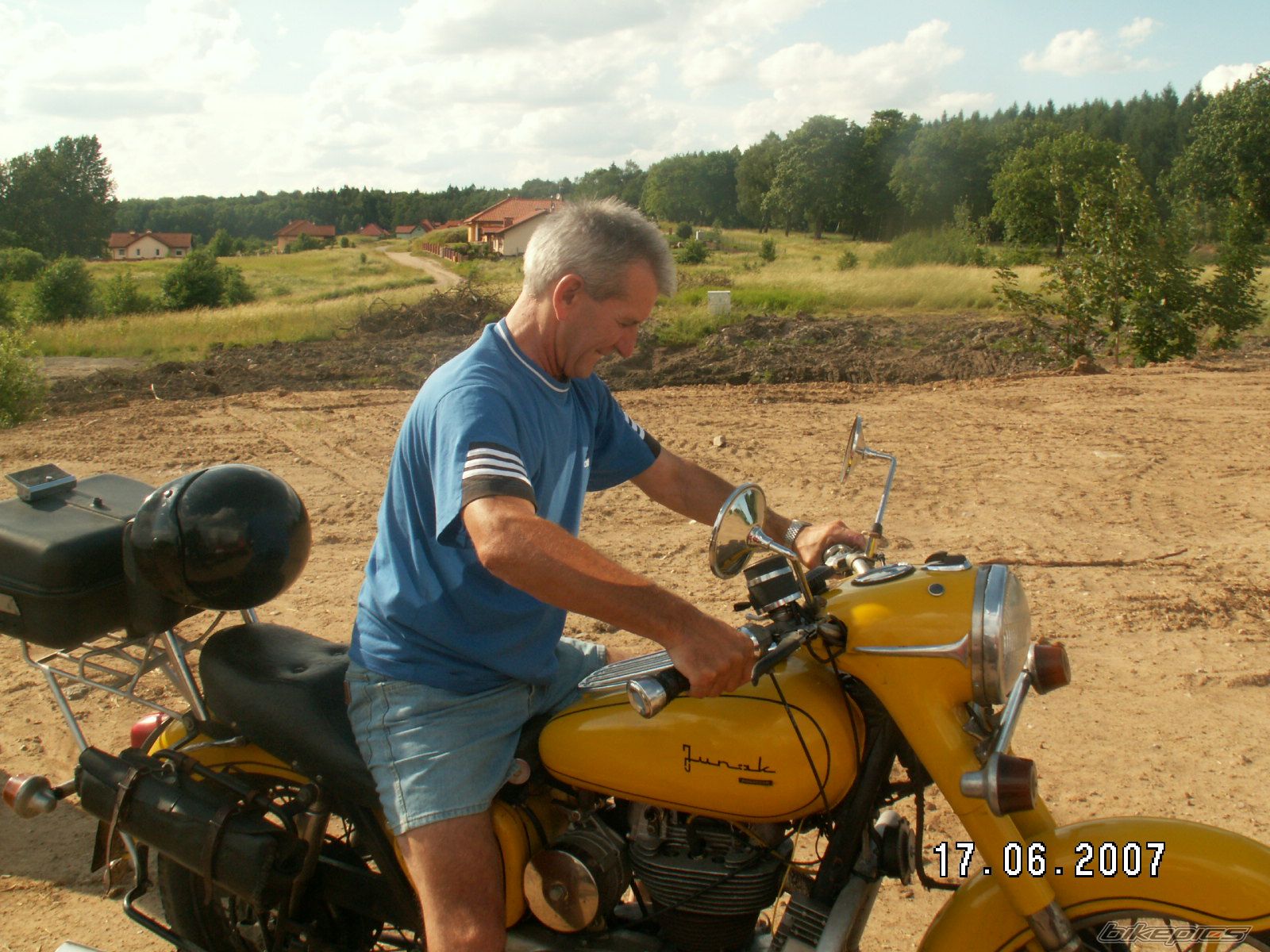 Photo 971951
