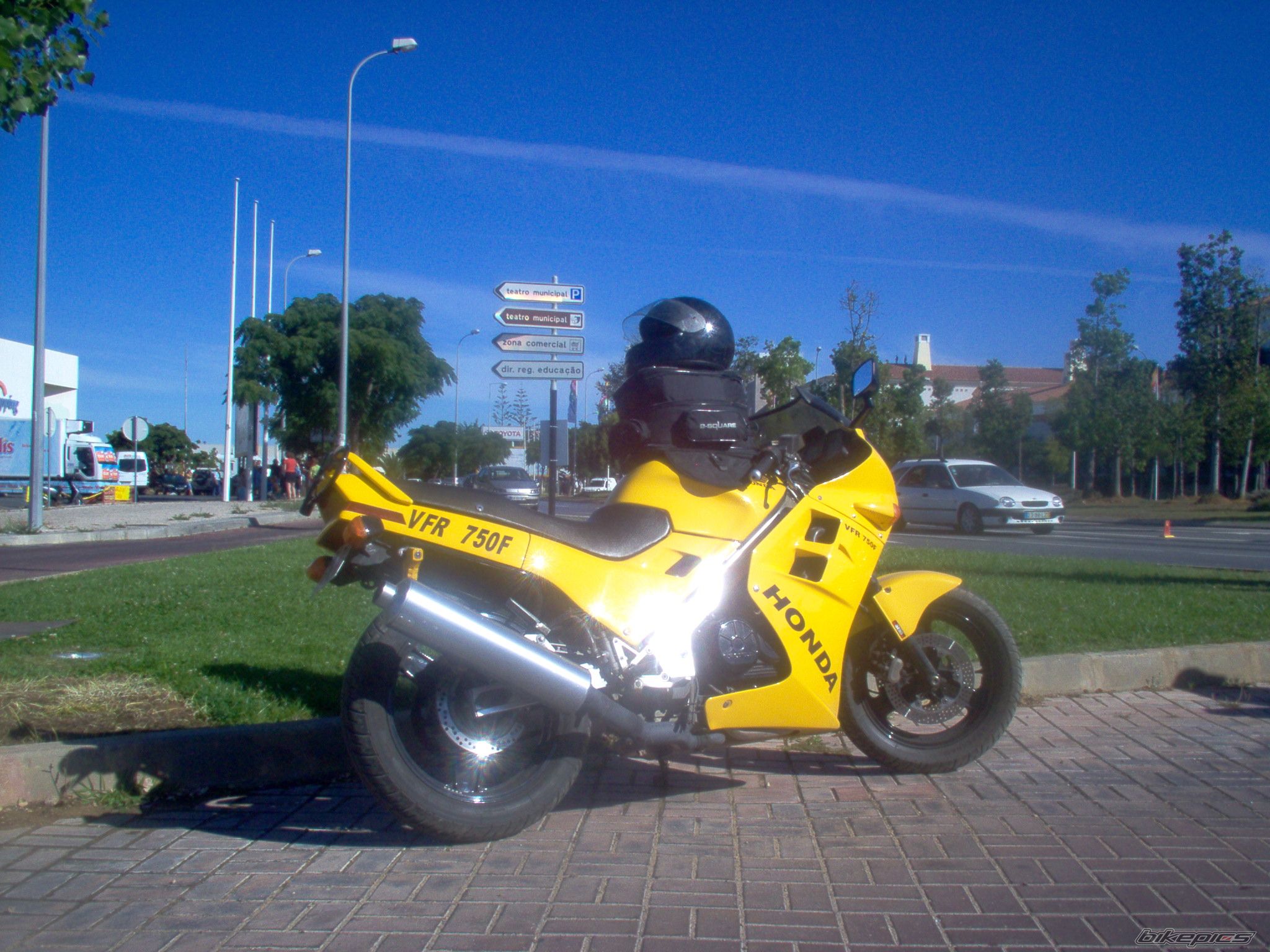 Bike Photo 971995