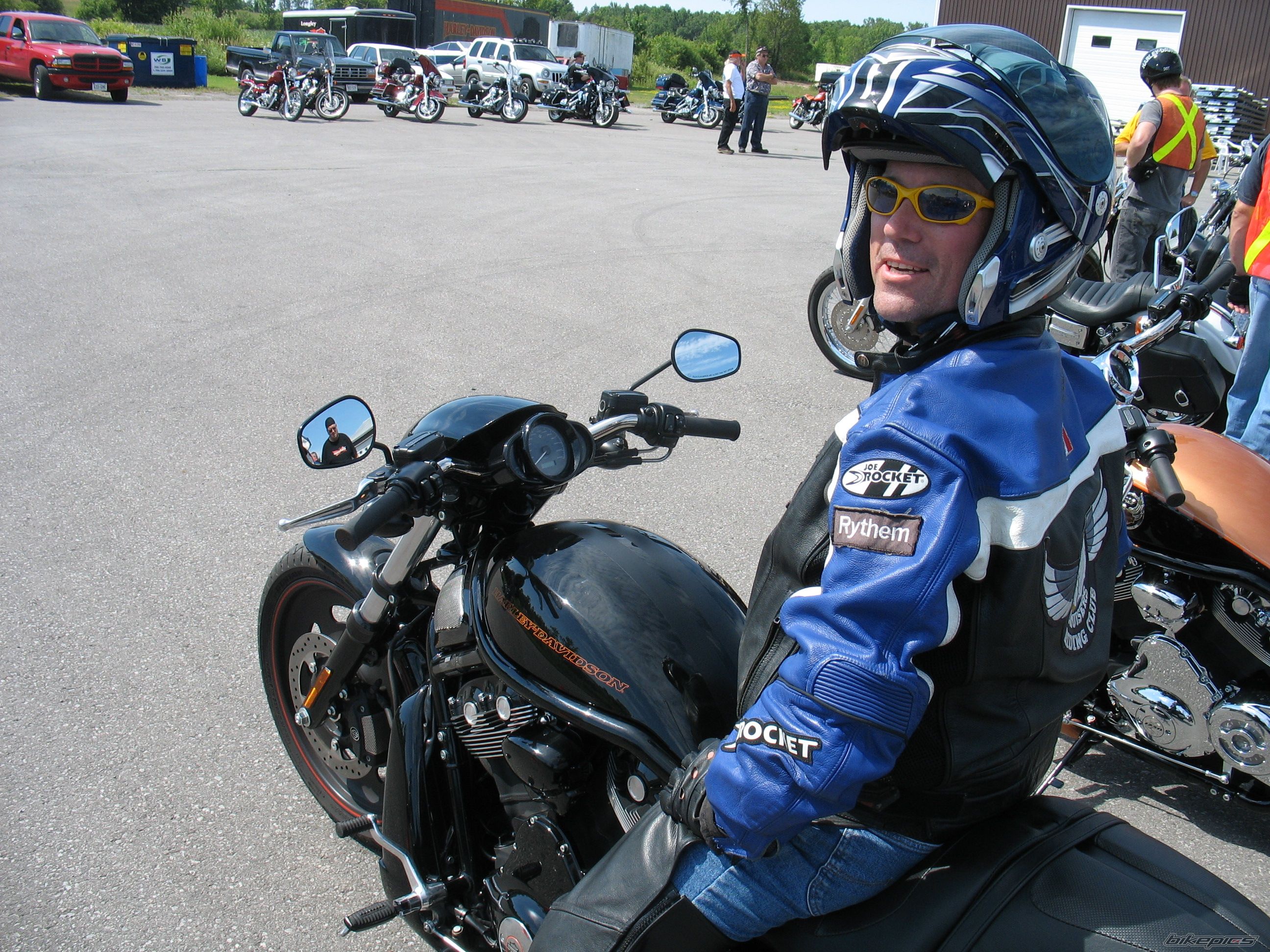 Bike Photo 972036