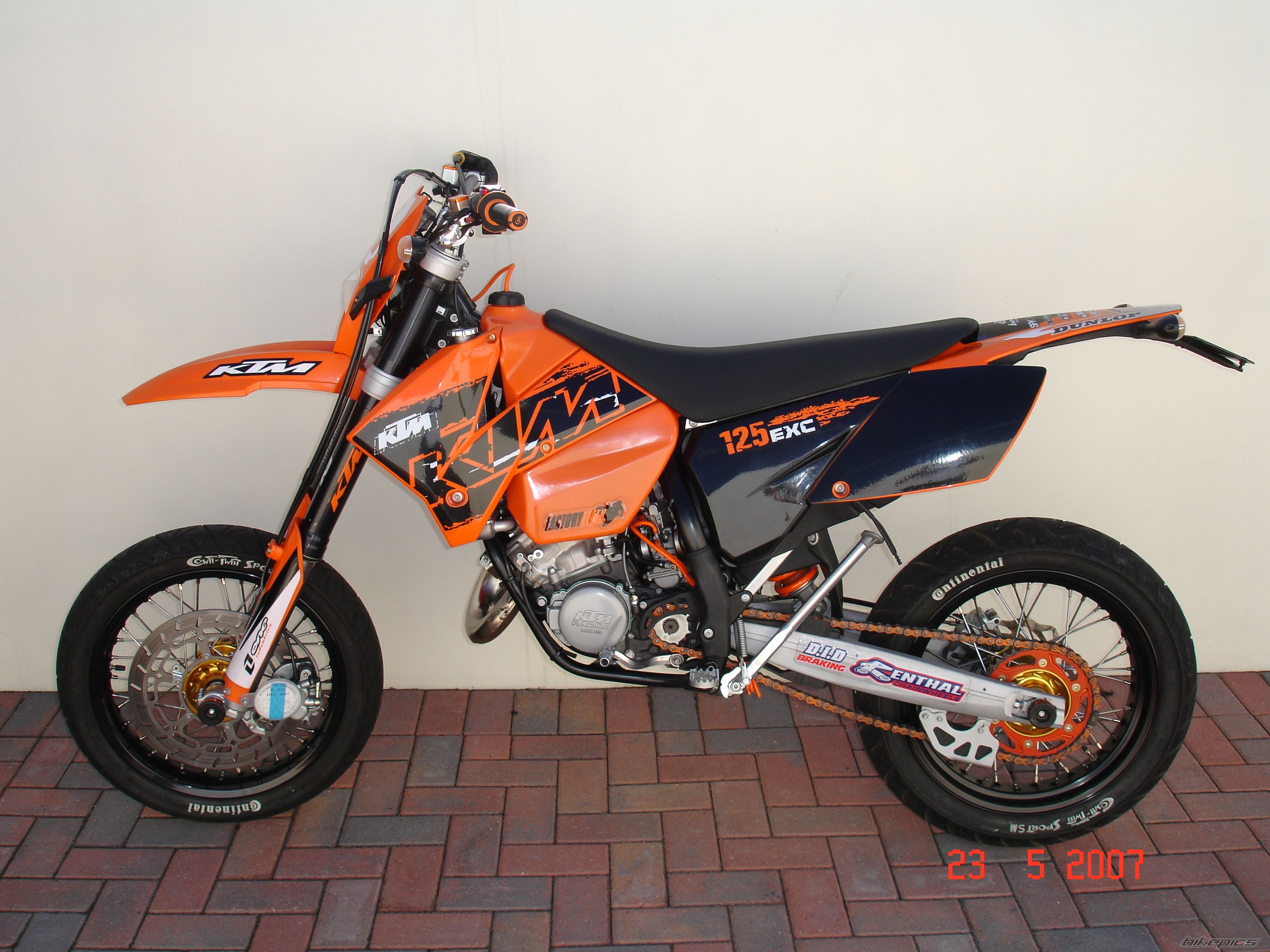 Bike Photo 973389