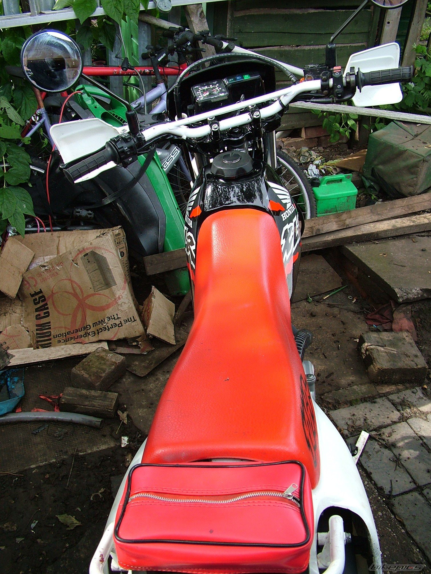 Photo 973805