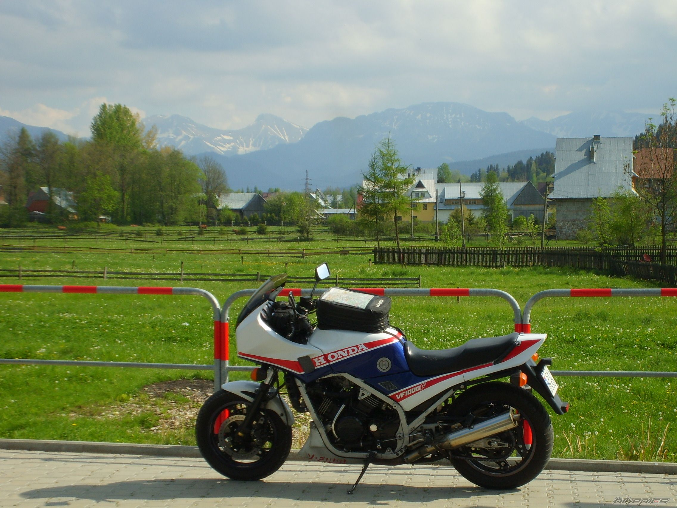 Bike Photo 974347