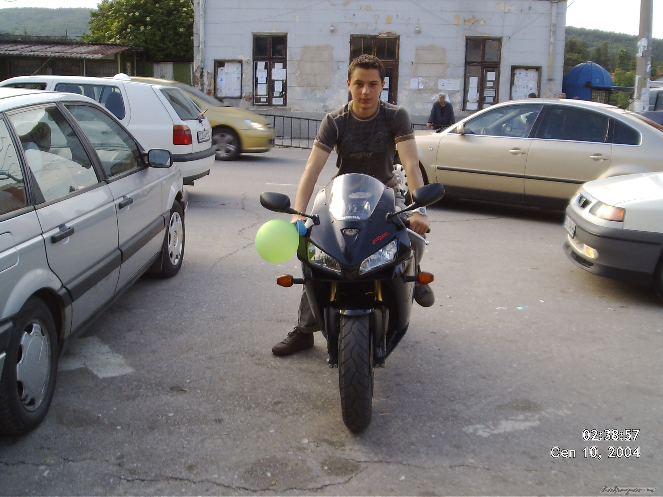 Photo 974858