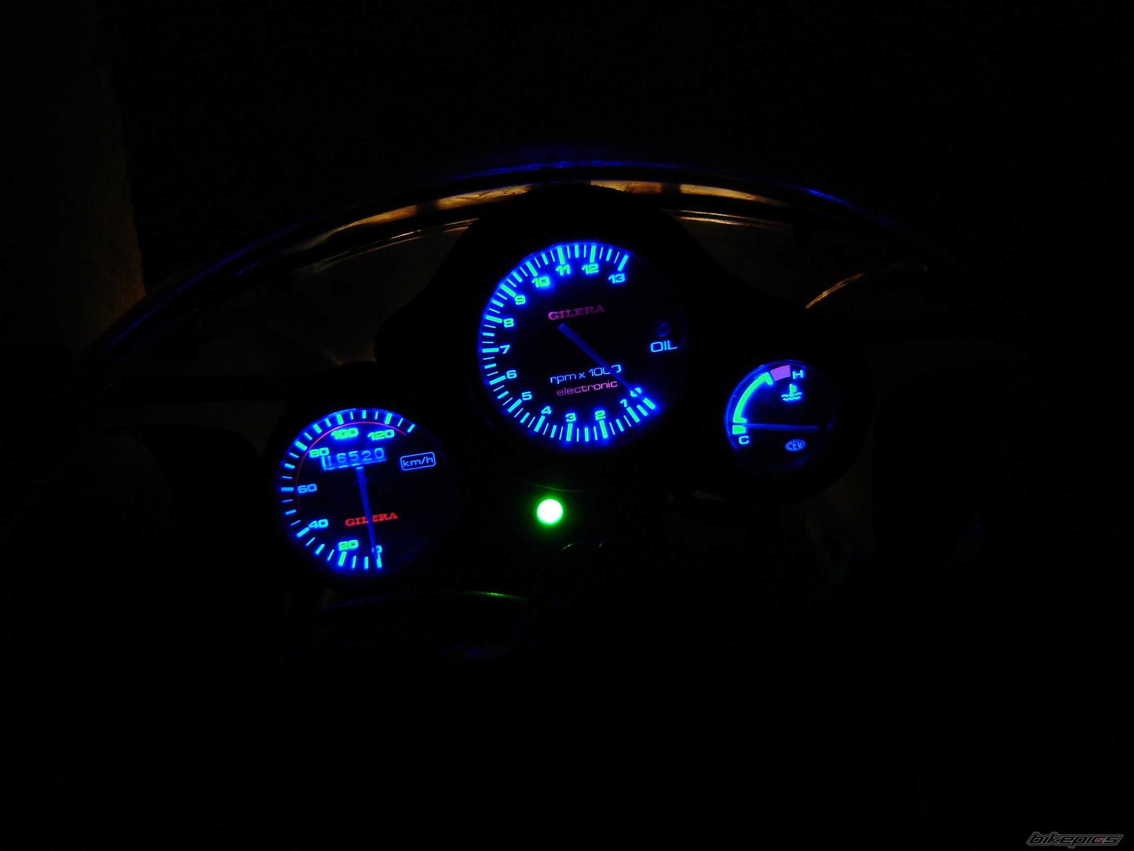 Photo 974958