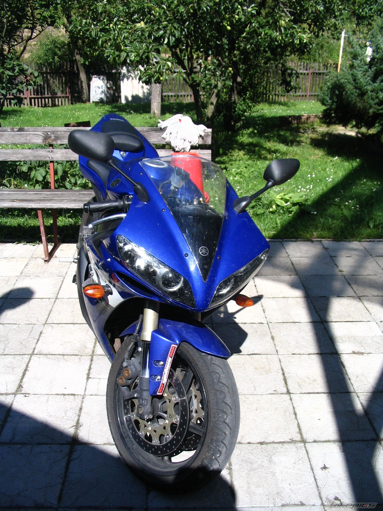 Photo 975039