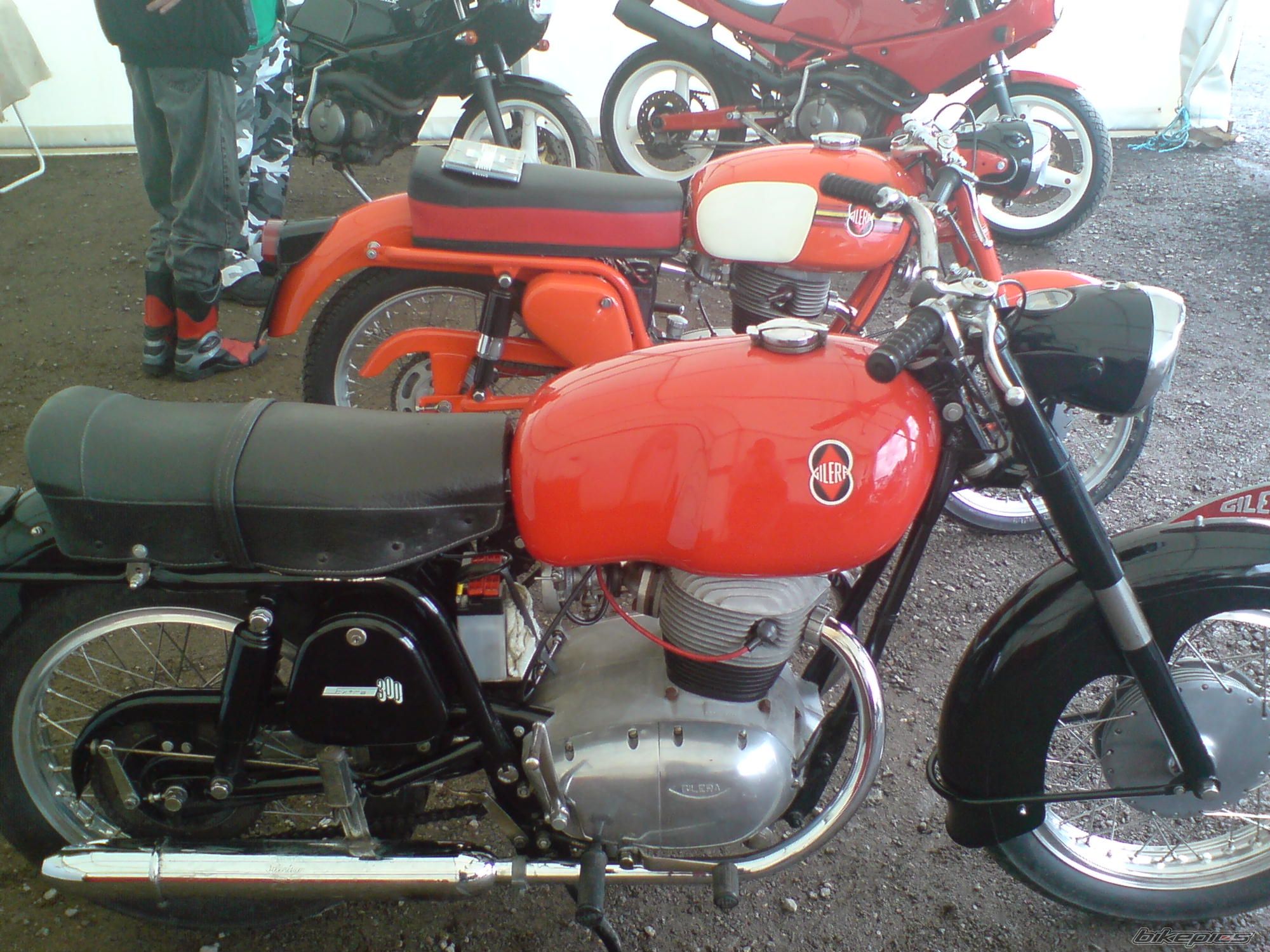 Photo 975631