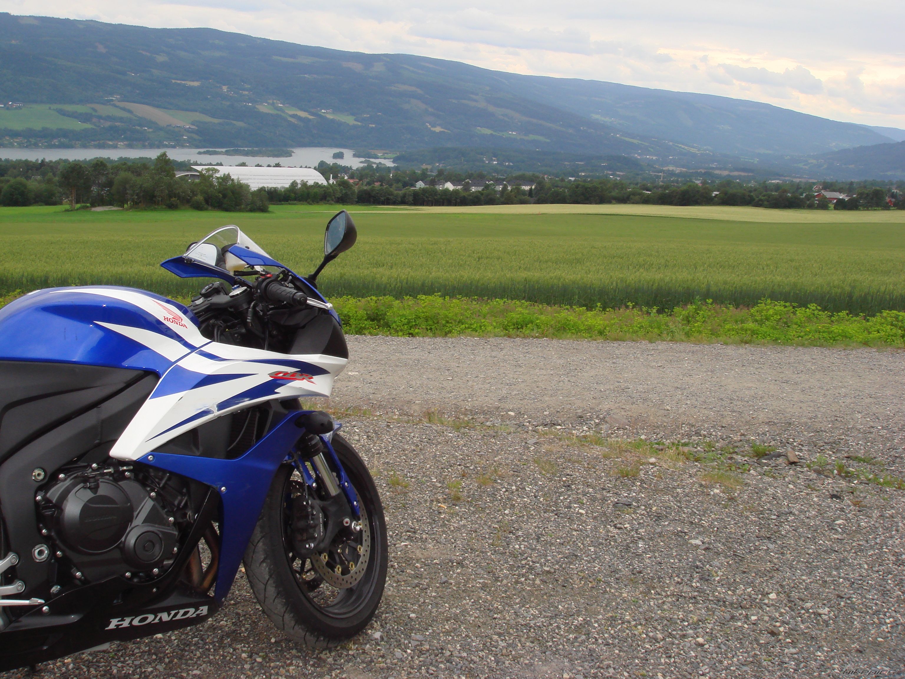 Bike Photo 975703