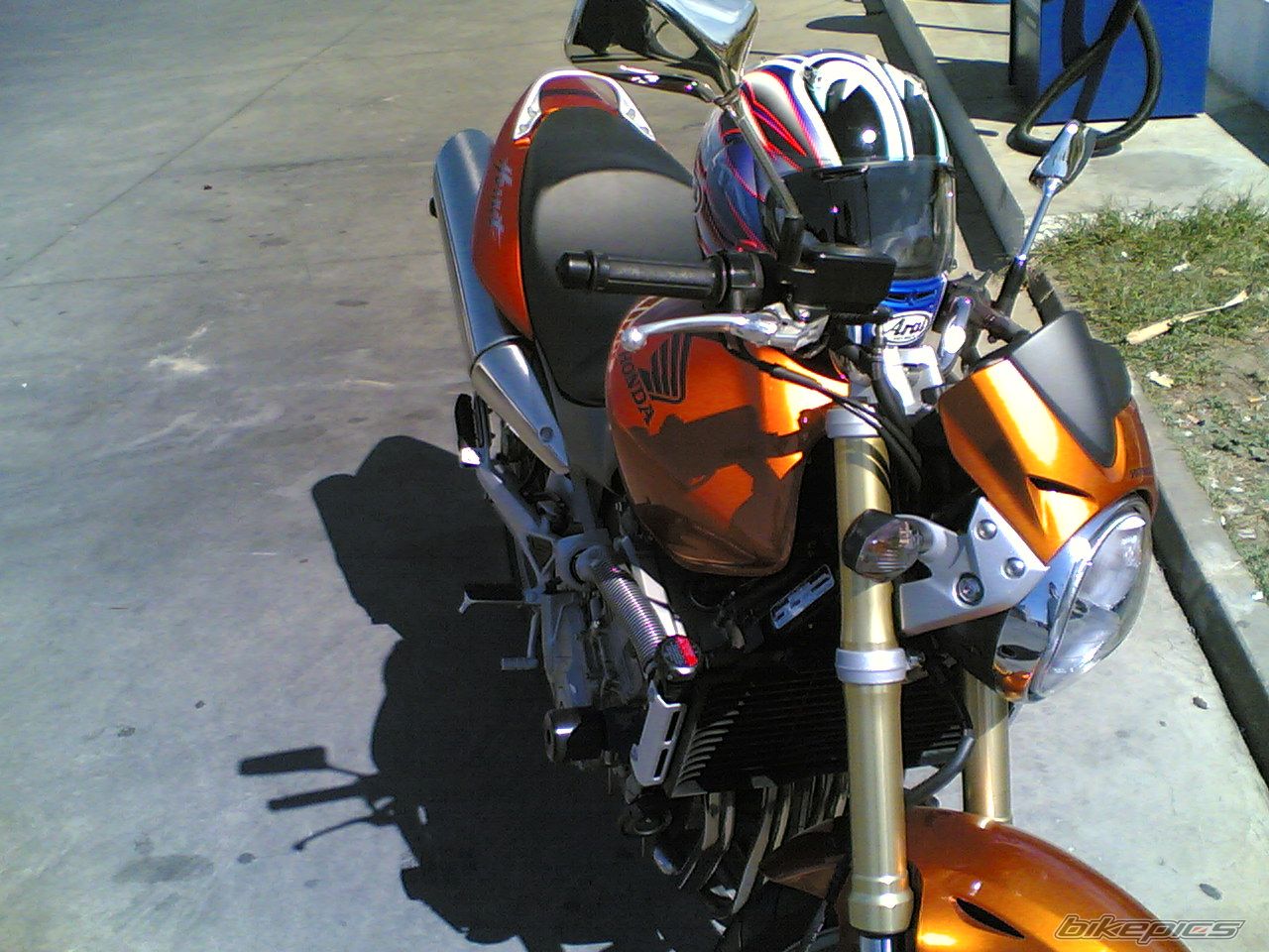 Photo 975739