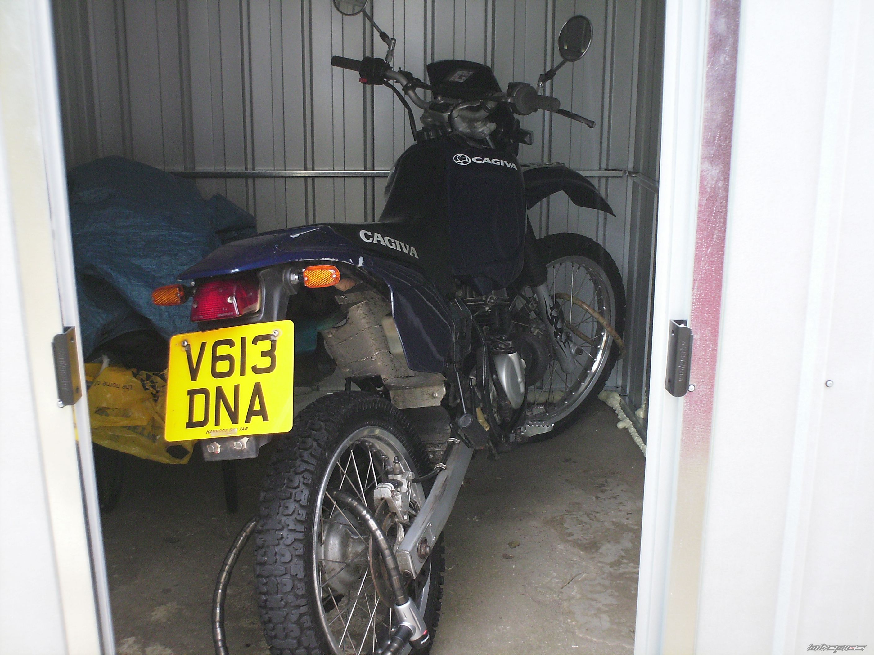 Photo 975779