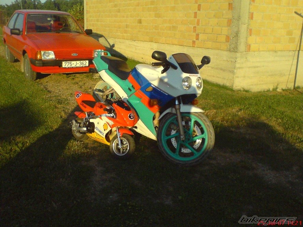 Bike Photo 975930