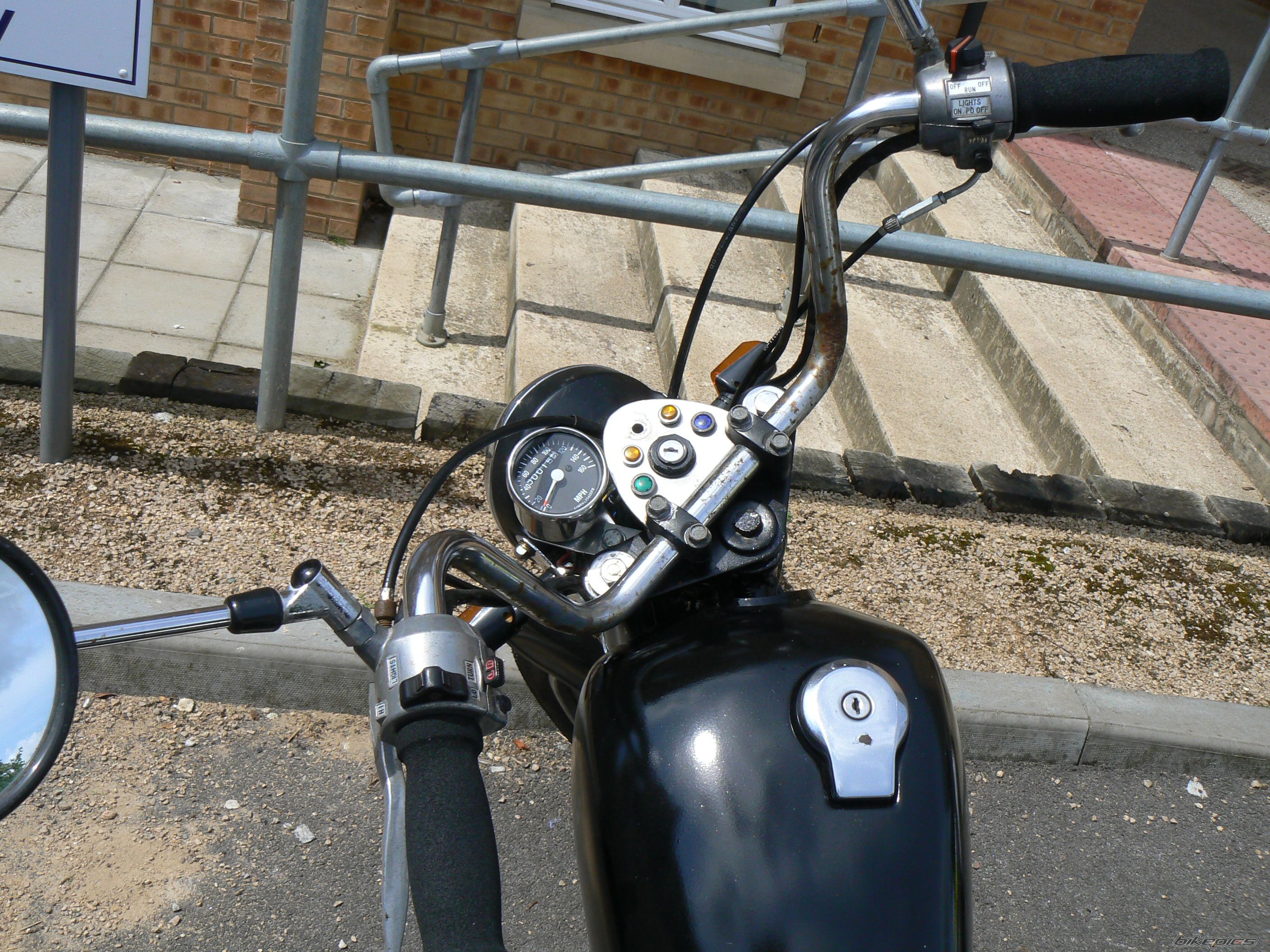 Photo 975975