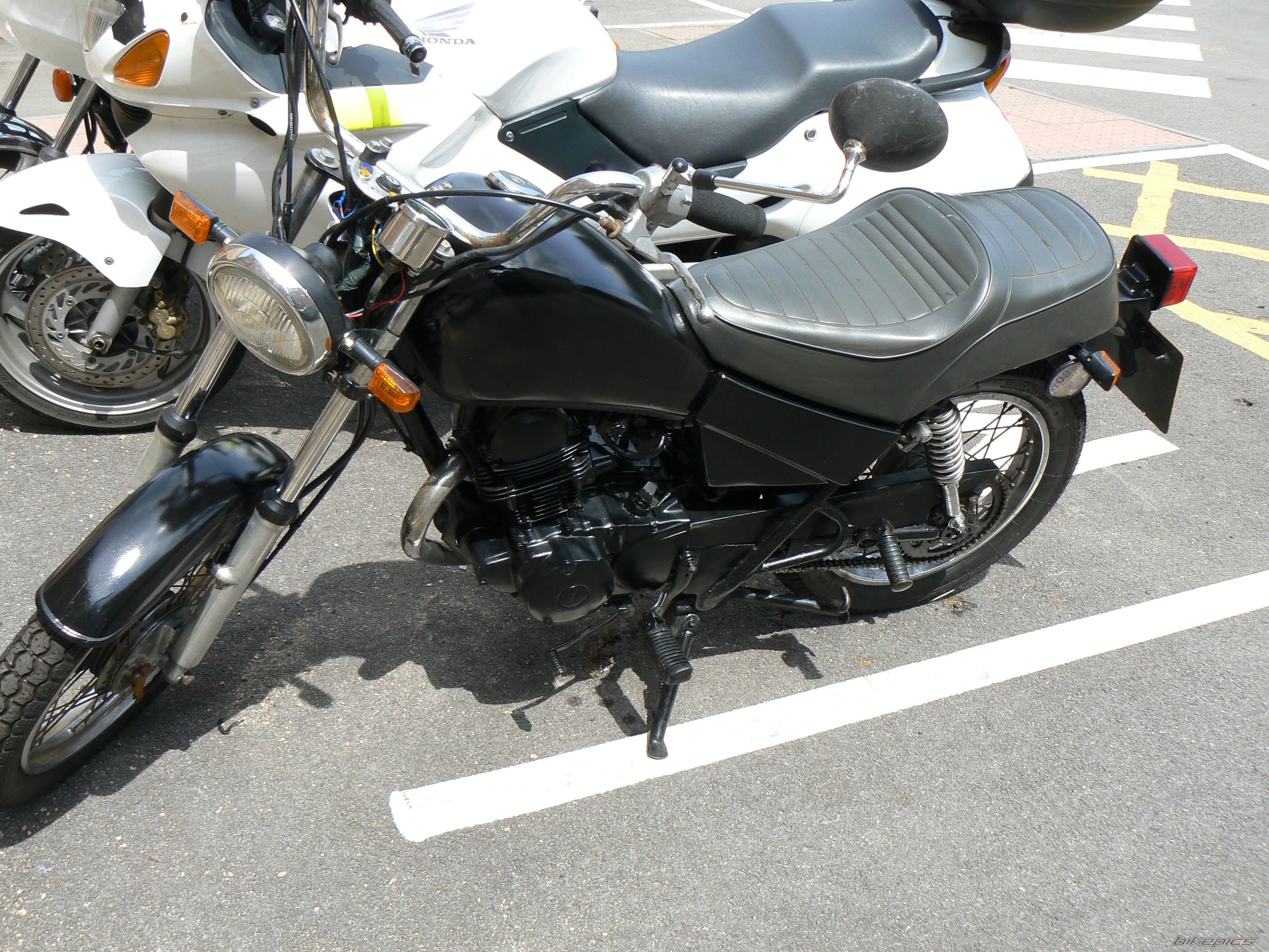 Photo 975981