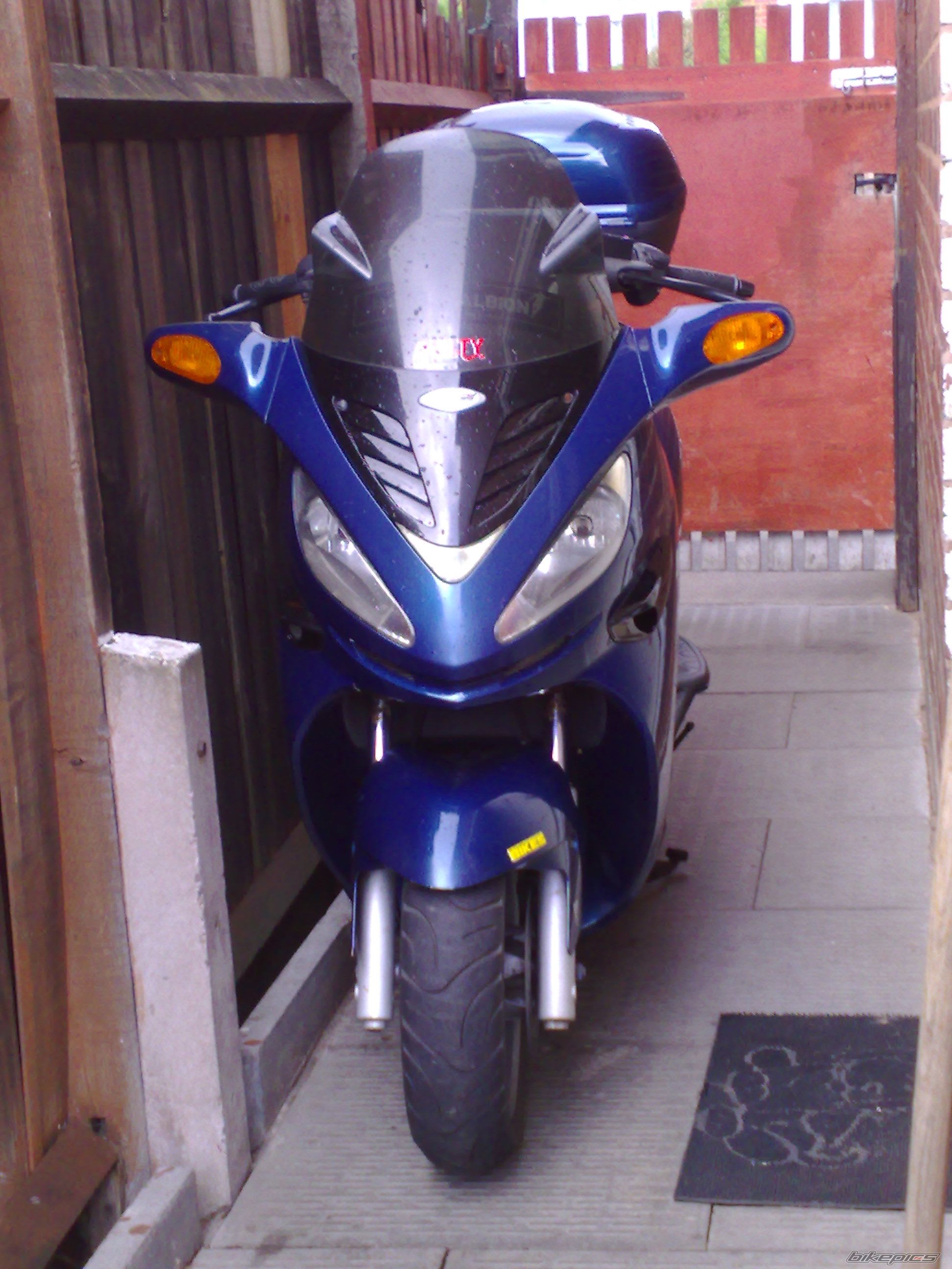 Photo 976071