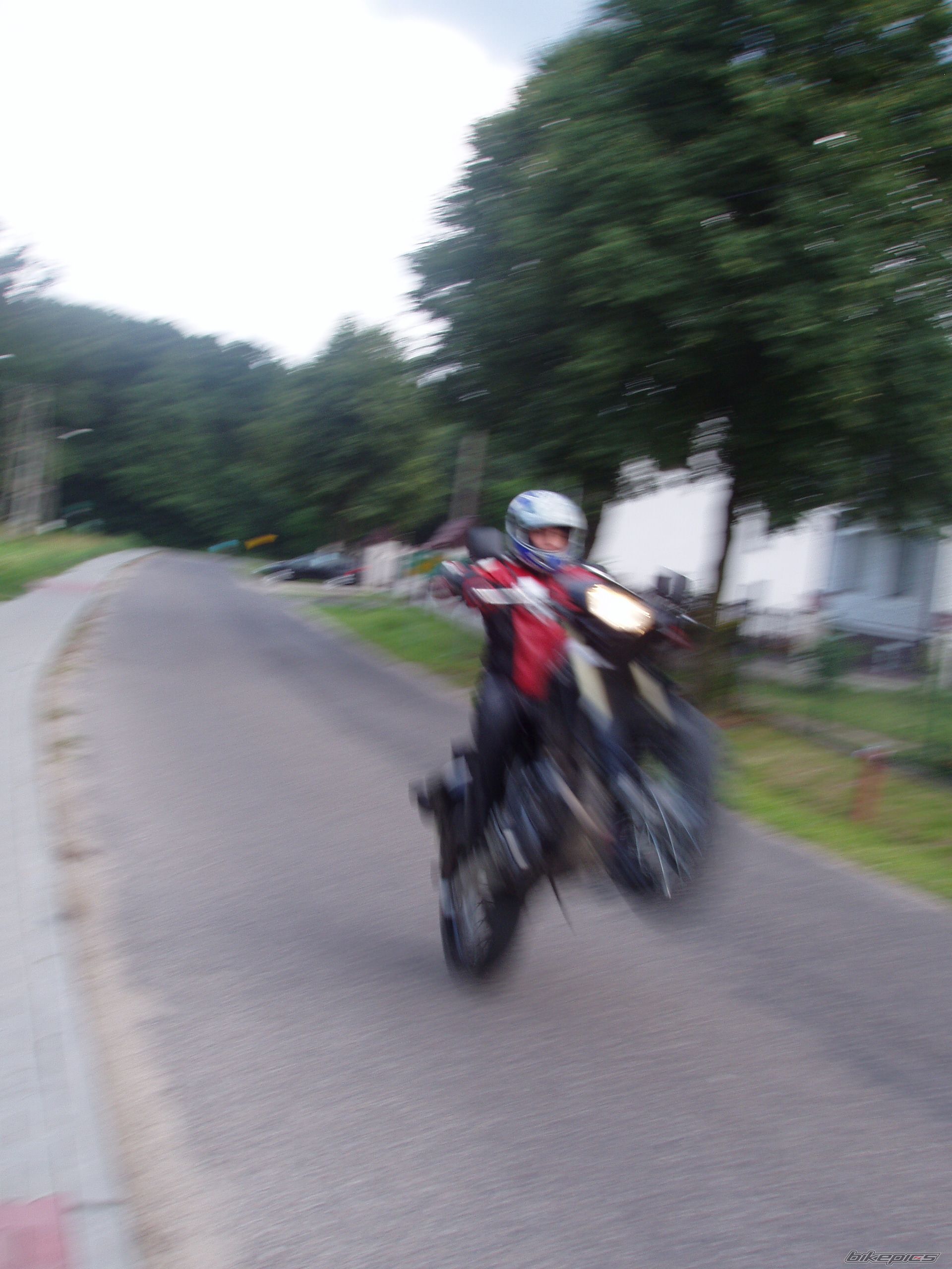 Photo 976079