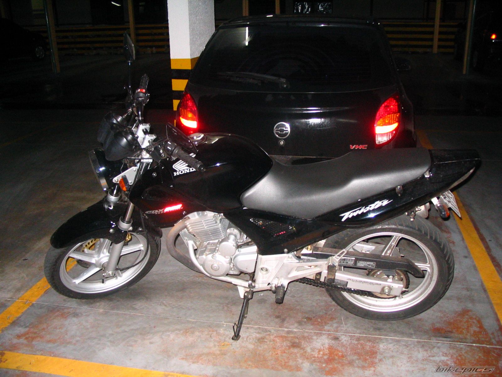 Photo 976379