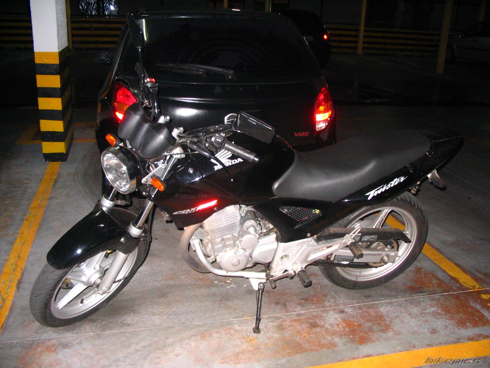 Photo 976381