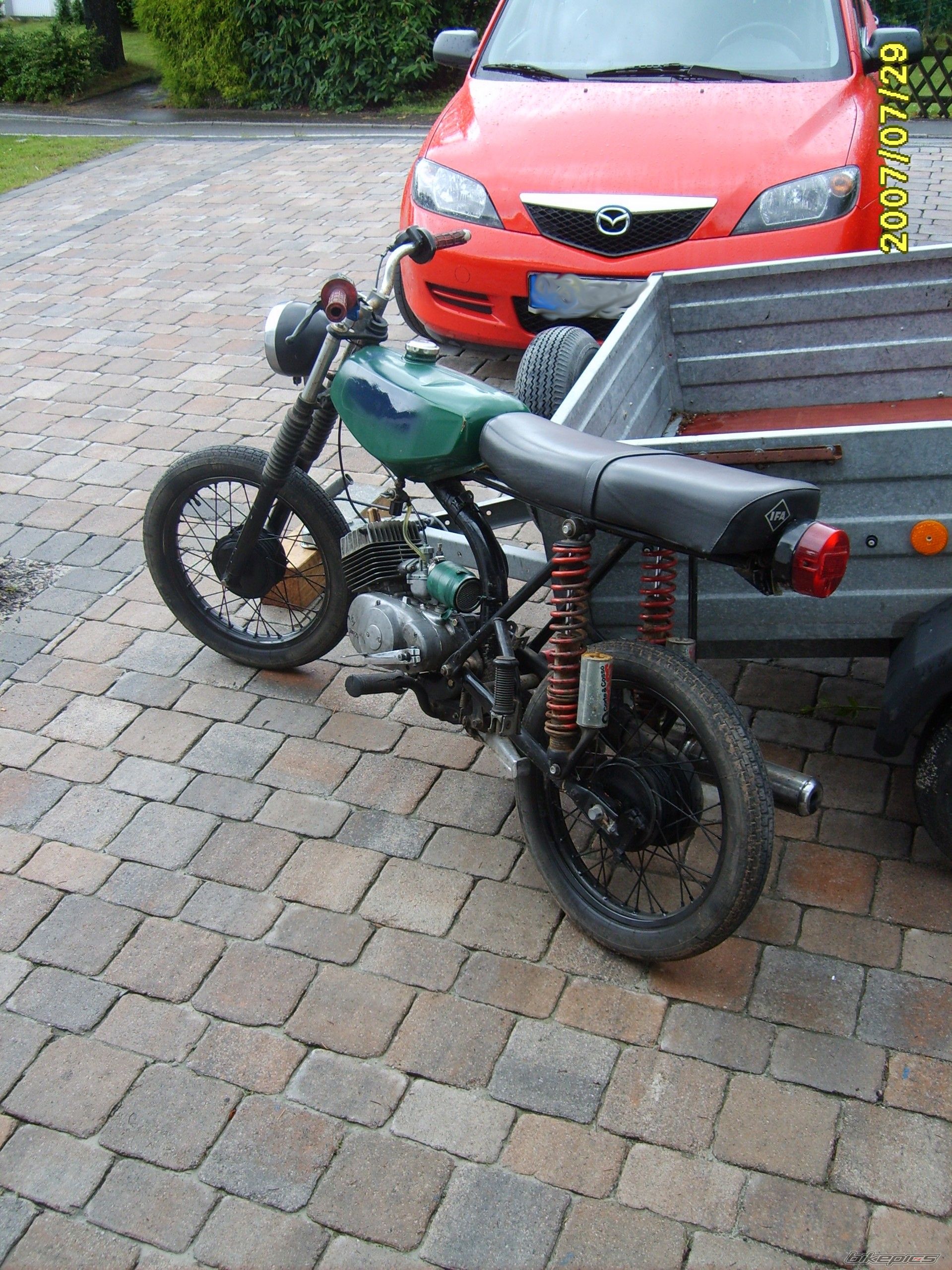 Photo 977131