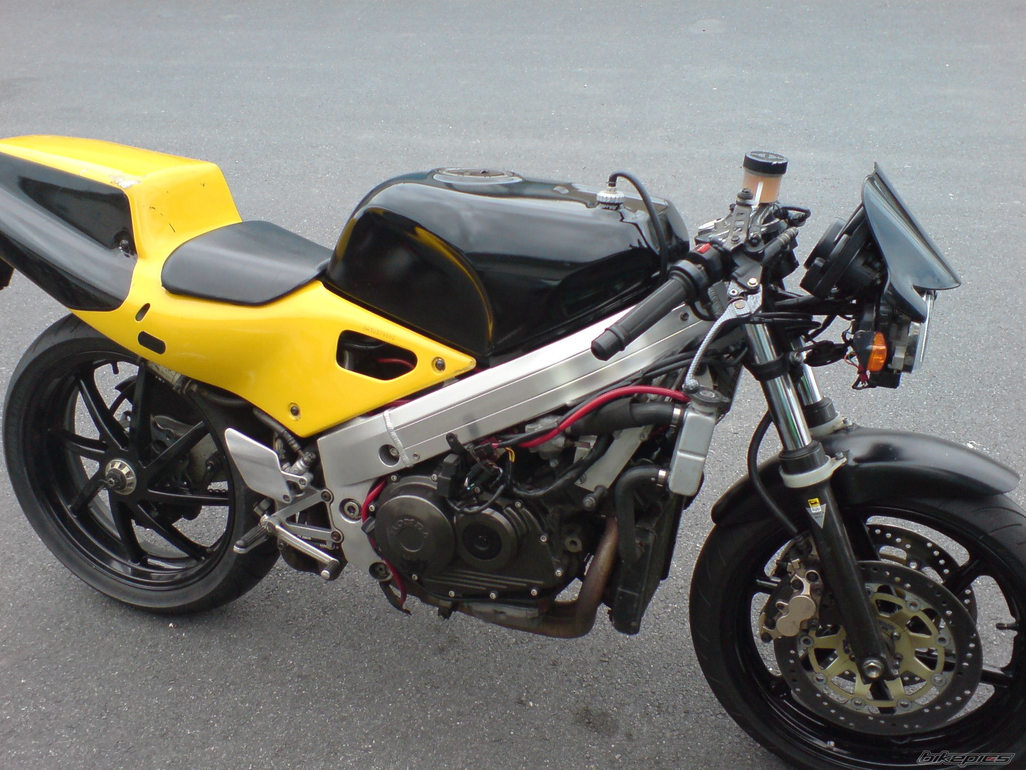 Bike Photo 977353