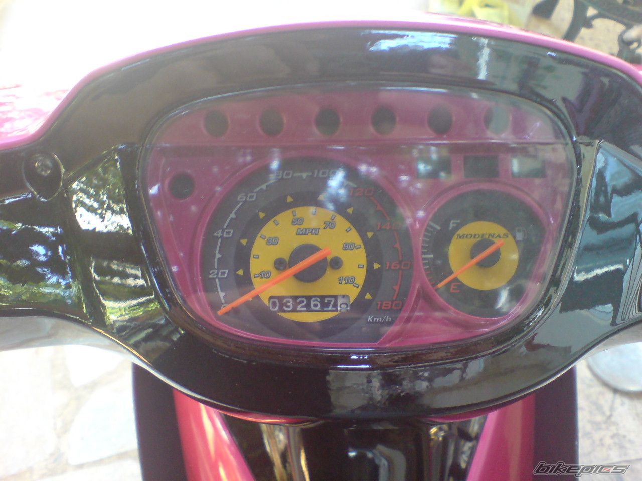 Photo 977650