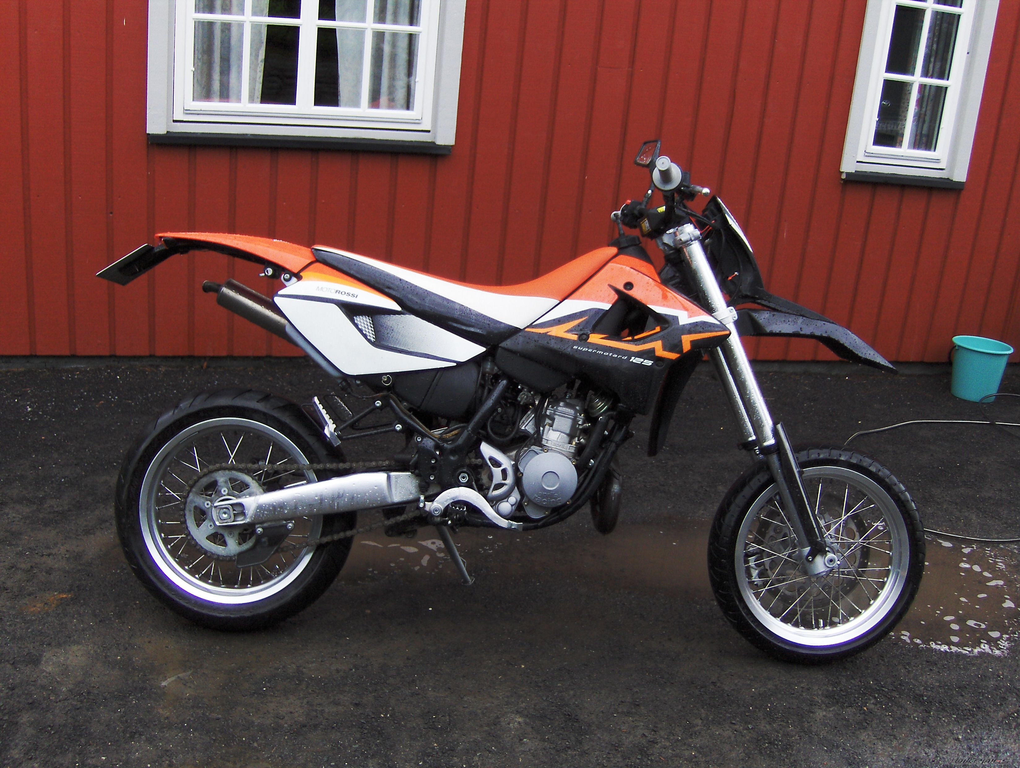 Bike Photo 978072