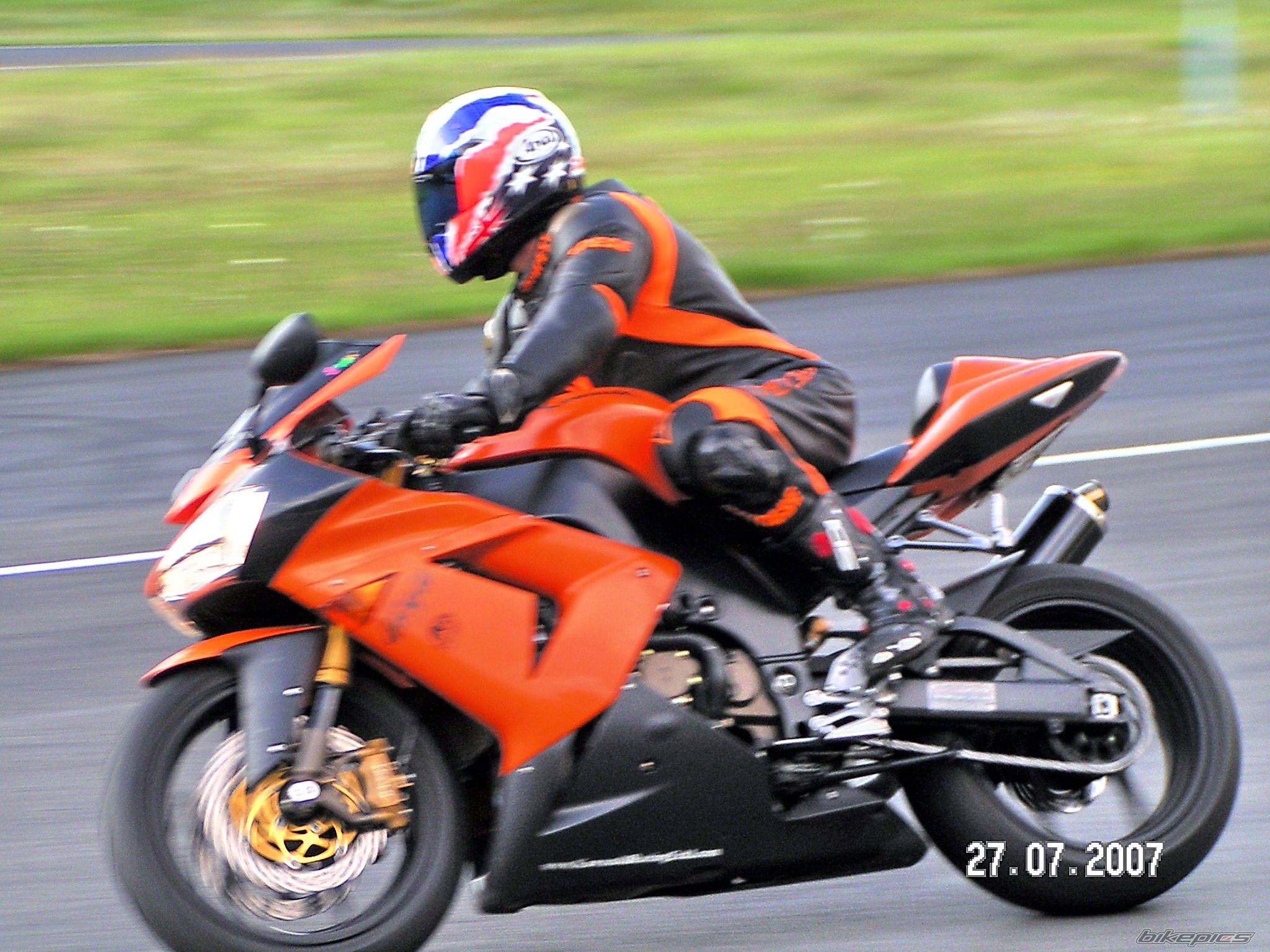 Photo 978847