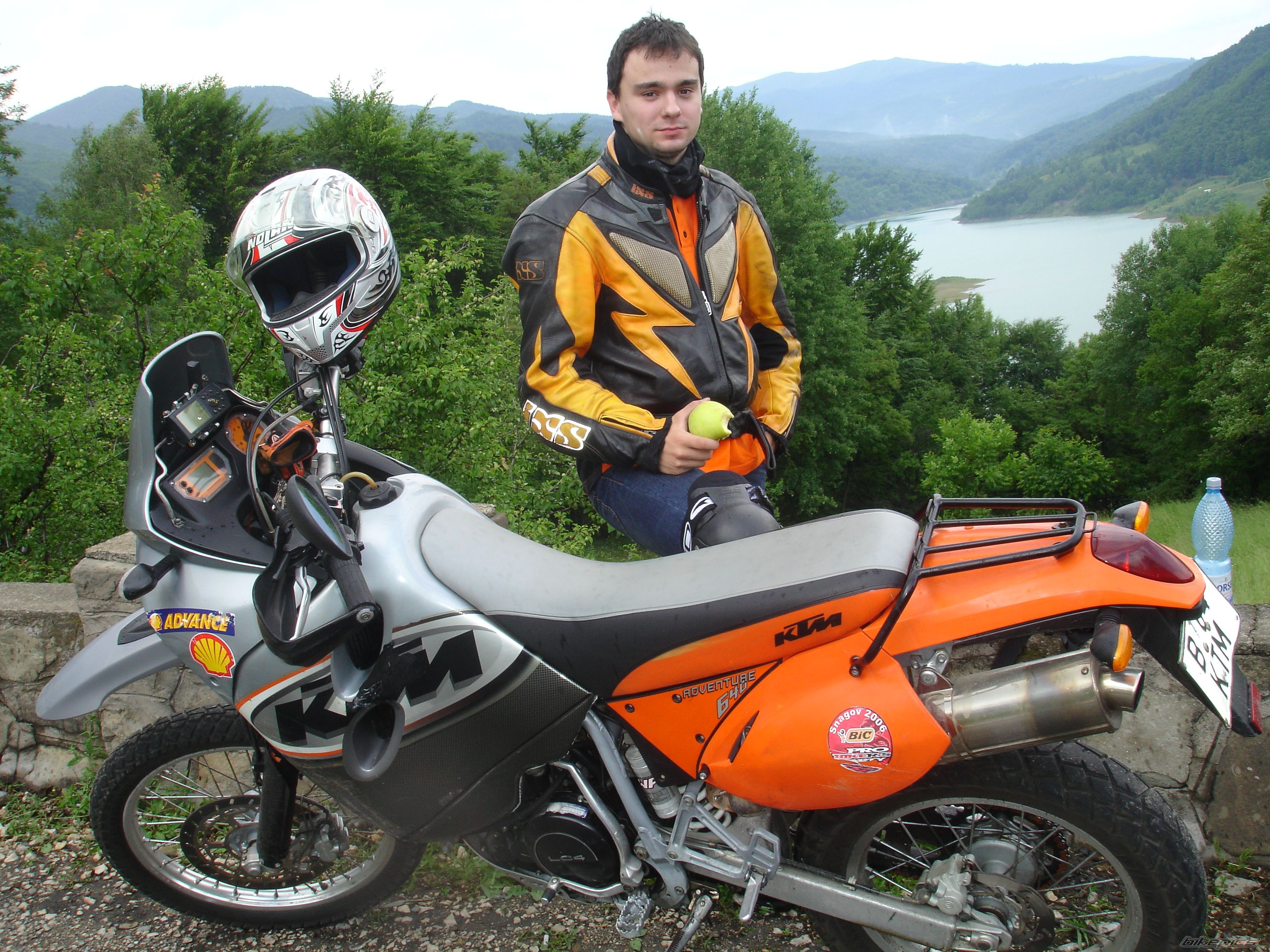 Bike Photo 979022