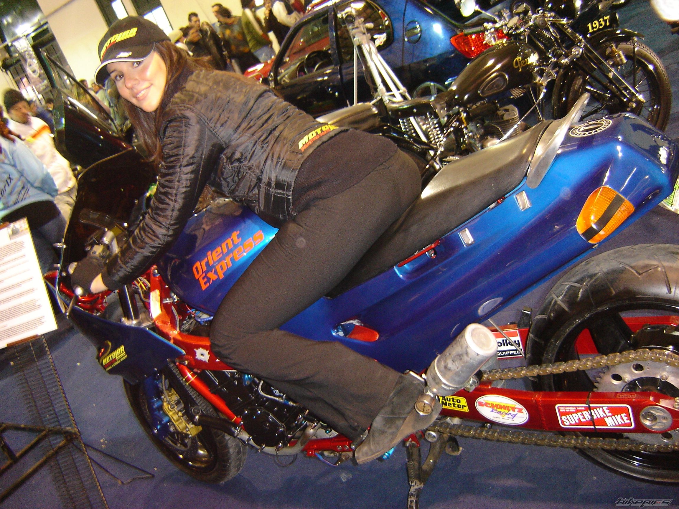 Bike Photo 980100