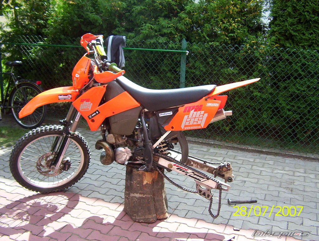Bike Photo 980228