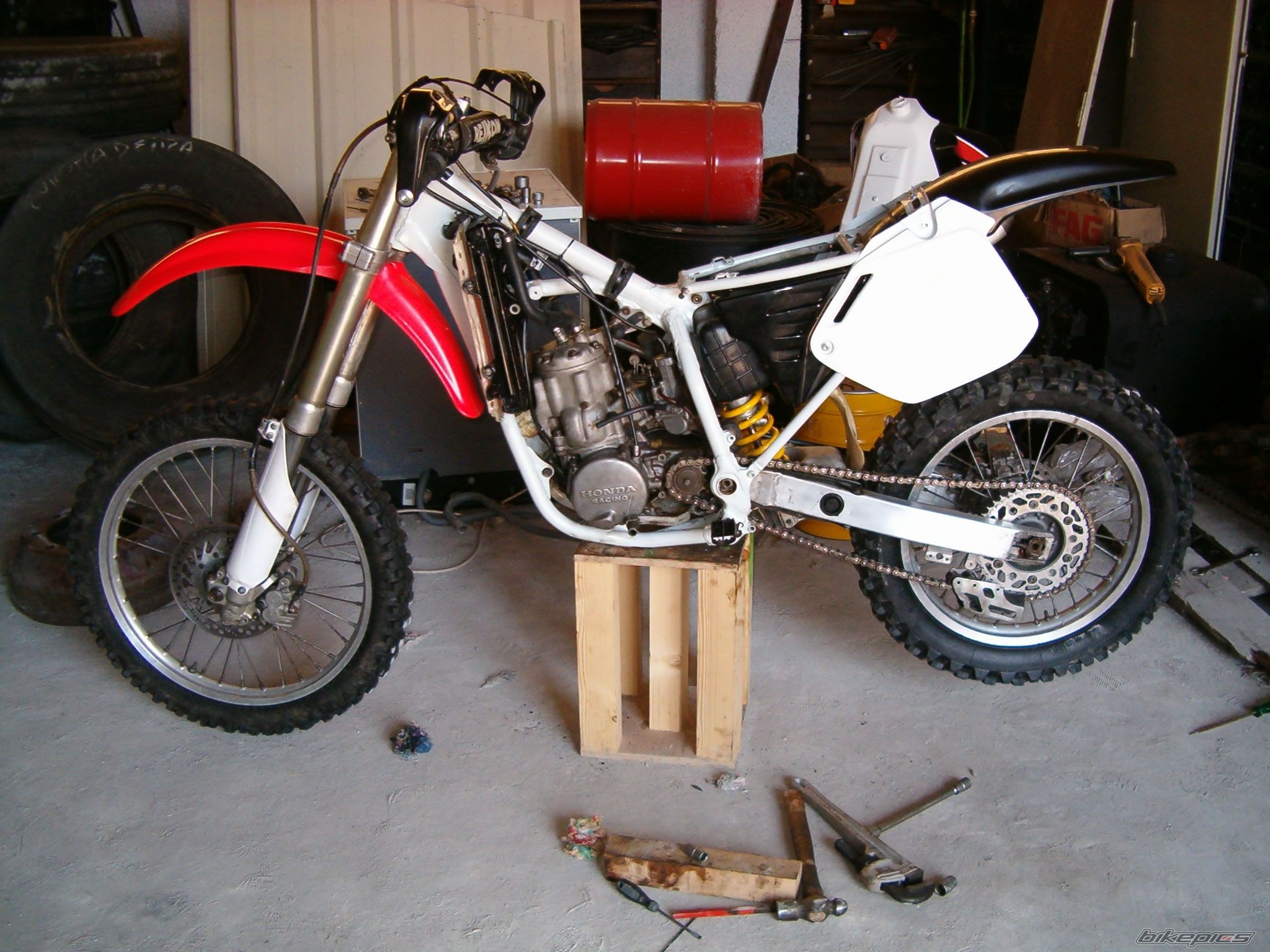 Bike Photo 980508