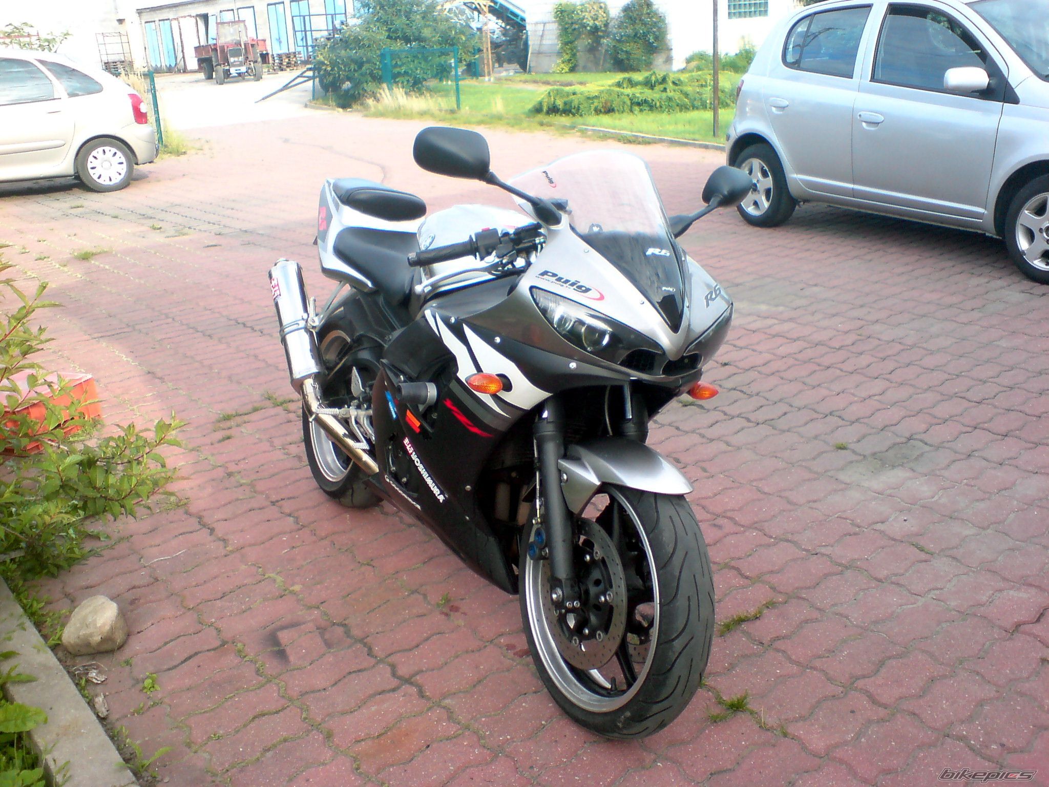 Photo 980611