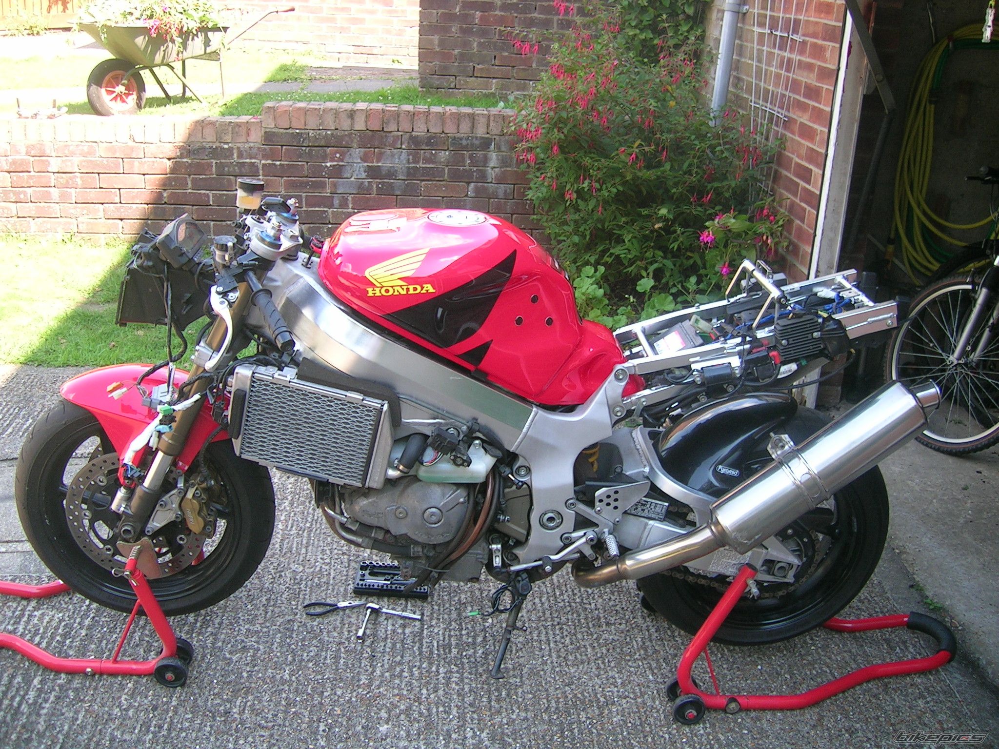 Bike Photo 980628