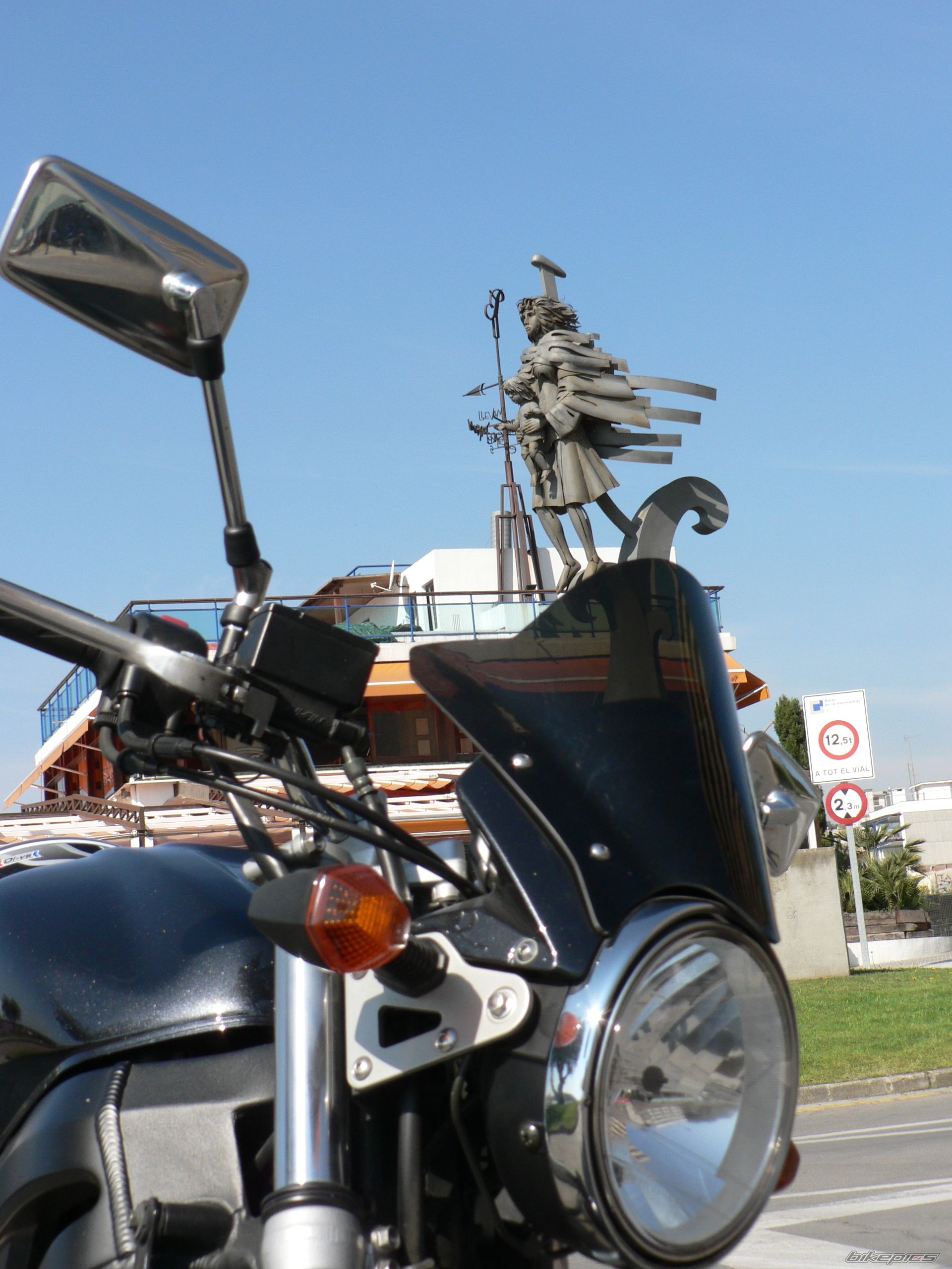 Bike Photo 982016