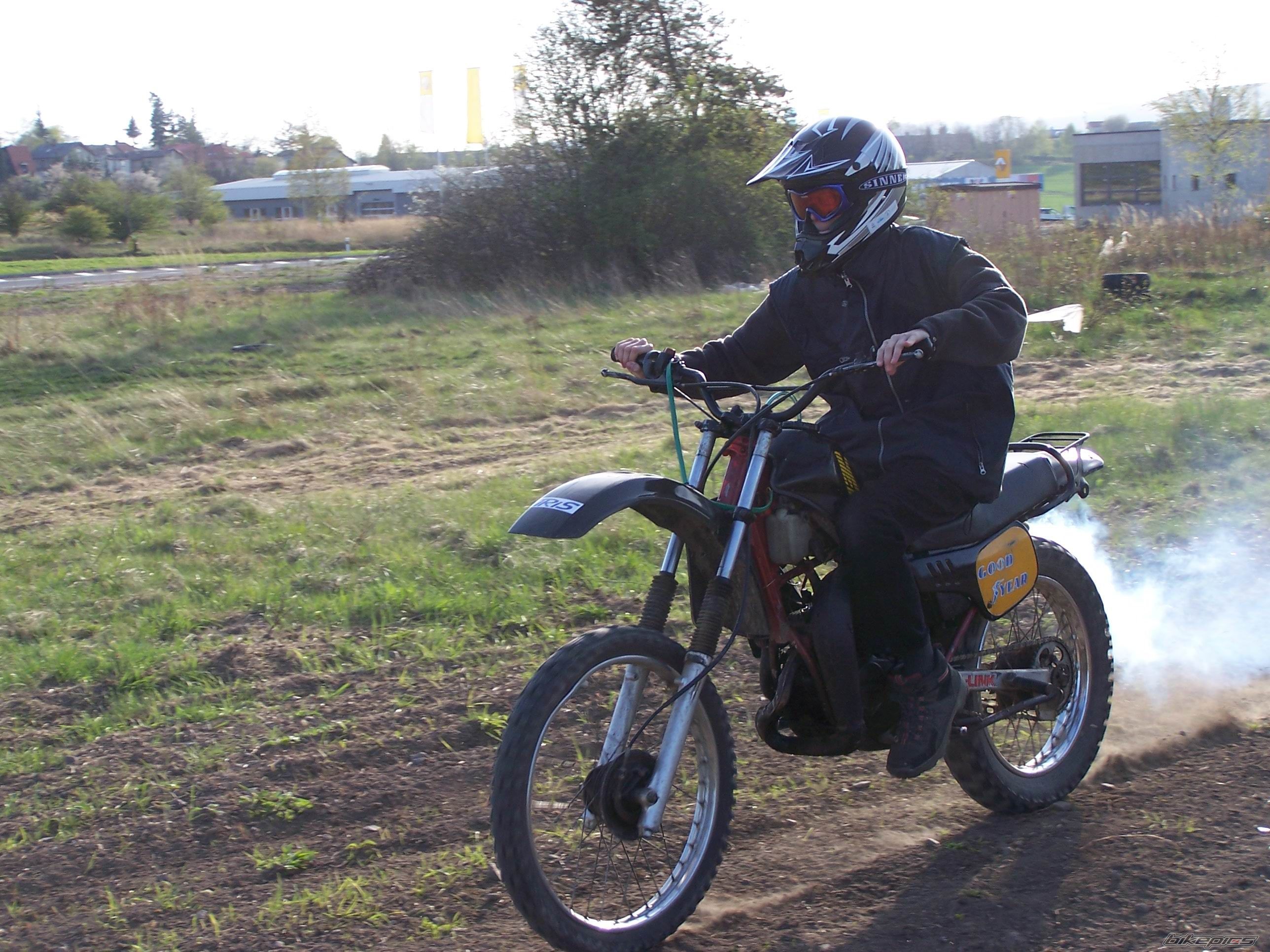 Bike Photo 982099